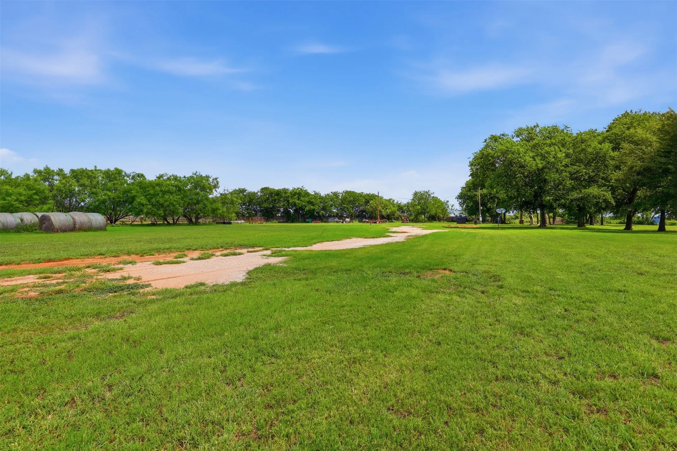 Improved Land For Sale in Hood County , 3212 Sunrise Court, Granbury, Texas 76048, 0, 0, Garage spaces, 0 Sqft, built in 0, mls#21298024, Real Estate Agent in Granbury, Homes For Sale in Hood county, Homes For Sale in Granbury, Realtor in Granbury Texas, Real Estate Brokerage Independent Realty Texas, Luminita Cordes Realtor