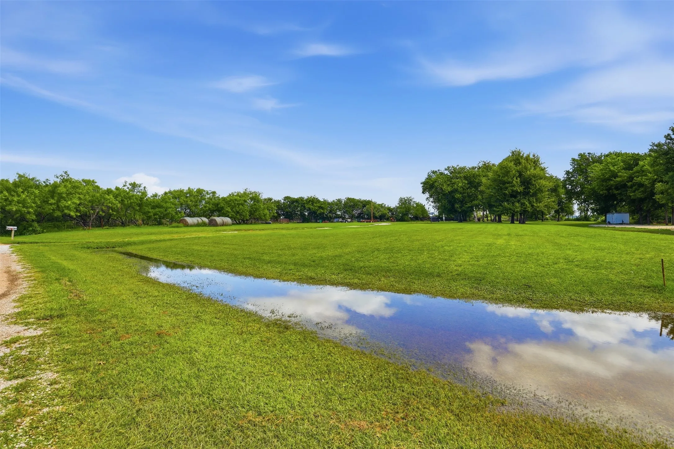 Improved Land For Sale in Hood County , 3212 Sunrise Court, Granbury, Texas 76048, 0, 0, Garage spaces, 0 Sqft, built in 0, mls#21298024, Real Estate Agent in Granbury, Homes For Sale in Hood county, Homes For Sale in Granbury, Realtor in Granbury Texas, Real Estate Brokerage Independent Realty Texas, Luminita Cordes Realtor