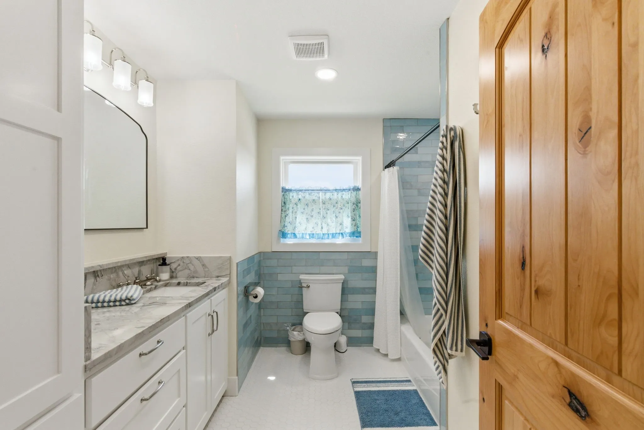 Farm For Sale in Erath County , 1147 County Road 163, Stephenville, Texas 76401, 3 Bedroom, 2 Bathroom, 1 Garage spaces, 1,758 Sqft, built in 1960, mls#21298311, Real Estate Agent in Stephenville, Homes For Sale in Erath county, Homes For Sale in Stephenville, Realtor in Stephenville Texas, Real Estate Brokerage Independent Realty Texas, Luminita Cordes Realtor