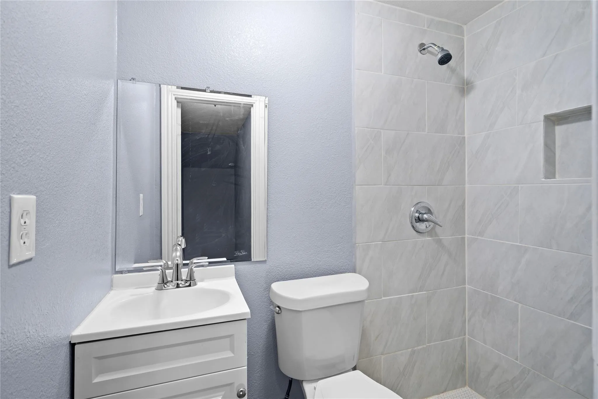 Single Family Residence For Sale in Dallas County , 13008 Horseshoe Trail, Balch Springs, Texas 75180, 4 Bedroom, 2 Bathroom, Garage spaces, 1,682 Sqft, built in 1961, mls#21298491, Real Estate Agent in Balch Springs, Homes For Sale in Dallas county, Homes For Sale in Balch Springs, Realtor in Balch Springs Texas, Real Estate Brokerage Independent Realty Texas, Luminita Cordes Realtor