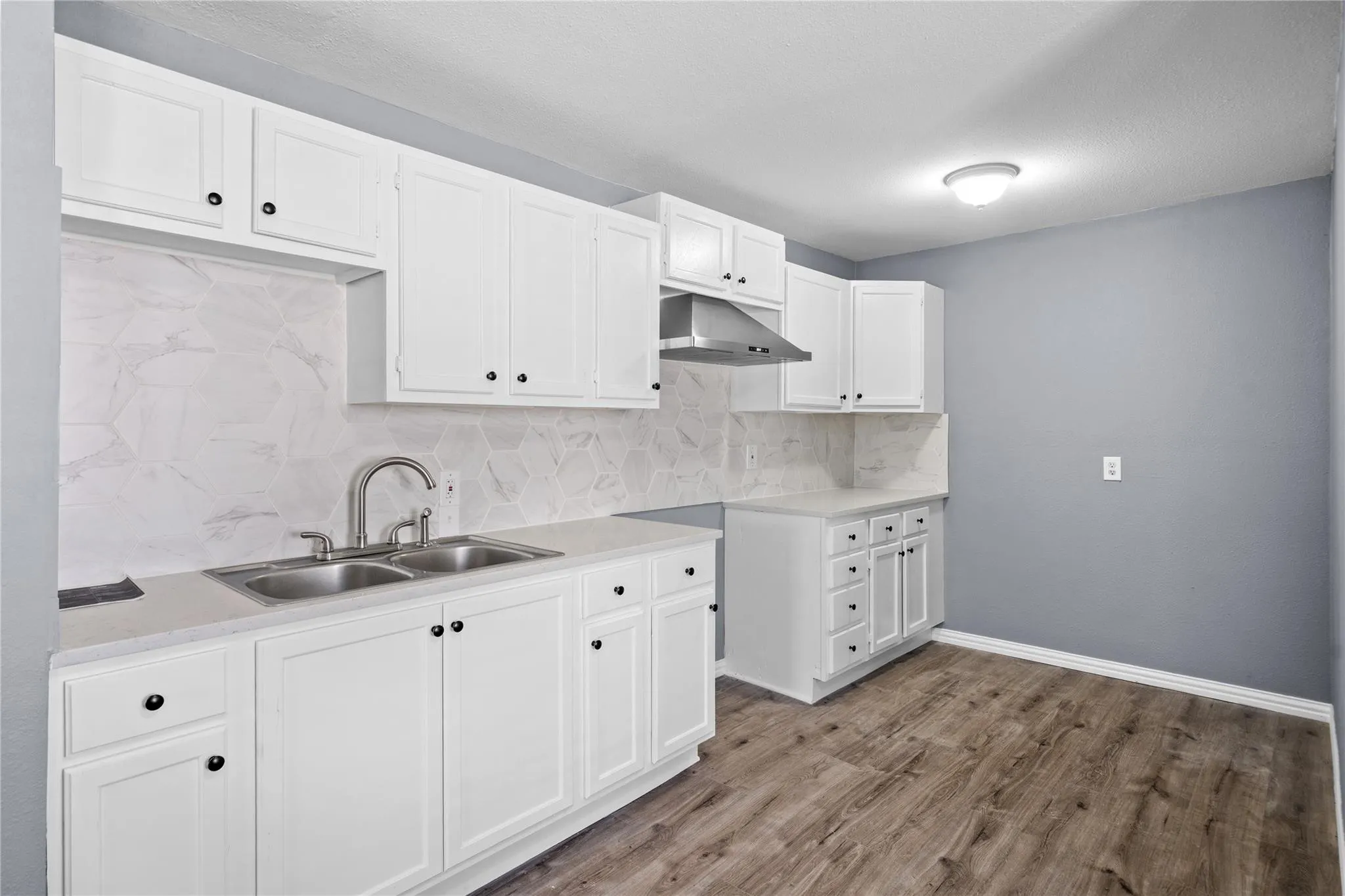 Single Family Residence For Sale in Dallas County , 13008 Horseshoe Trail, Balch Springs, Texas 75180, 4 Bedroom, 2 Bathroom, Garage spaces, 1,682 Sqft, built in 1961, mls#21298491, Real Estate Agent in Balch Springs, Homes For Sale in Dallas county, Homes For Sale in Balch Springs, Realtor in Balch Springs Texas, Real Estate Brokerage Independent Realty Texas, Luminita Cordes Realtor