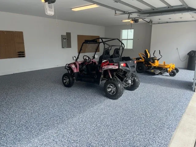 Epoxy flooring and 3 Car garage!!