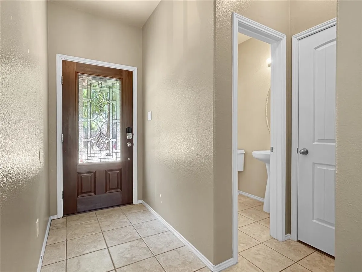 Single Family Residence For Rent in Tarrant County , 12312 Walden Wood Drive, Fort Worth, Texas 76244, 4 Bedroom, 3 Bathroom, 2 Garage spaces, 1,846 Sqft, built in 2012, mls#21298509, Real Estate Agent in Fort Worth, Homes For Rent in Tarrant county, Homes For Rent in Fort Worth, Realtor in Fort Worth Texas, Real Estate Brokerage Independent Realty Texas, Luminita Cordes Realtor