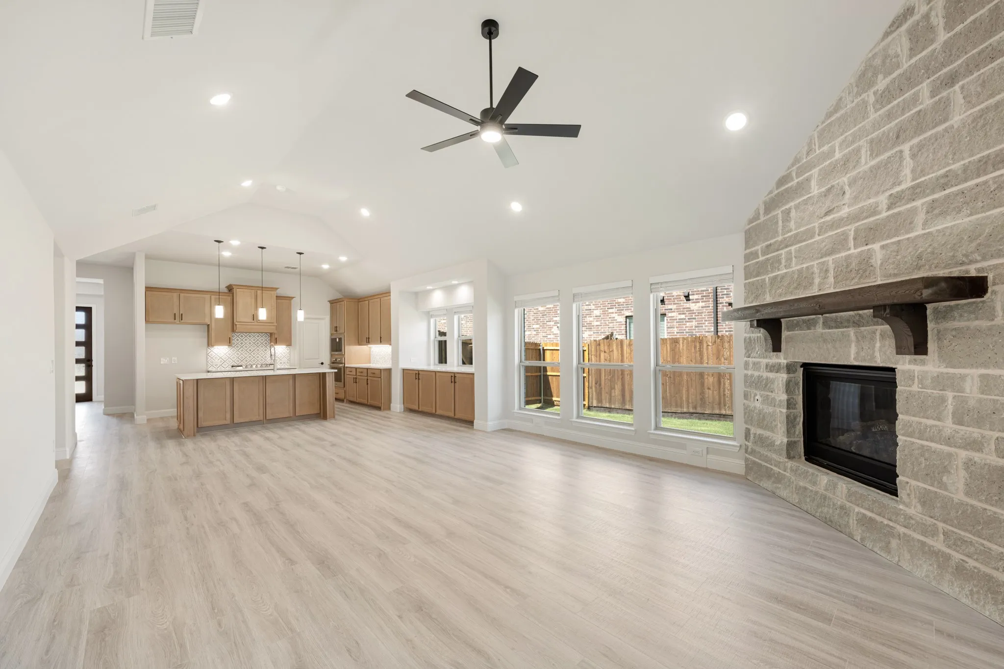 Single Family Residence For Sale in Collin County , 916 Greenleaf Court, Anna, Texas 75409, 4 Bedroom, 3 Bathroom, 3 Garage spaces, 2,760 Sqft, built in 2026, mls#21298511, Real Estate Agent in Anna, Homes For Sale in Collin county, Homes For Sale in Anna, Realtor in Anna Texas, Real Estate Brokerage Independent Realty Texas, Luminita Cordes Realtor