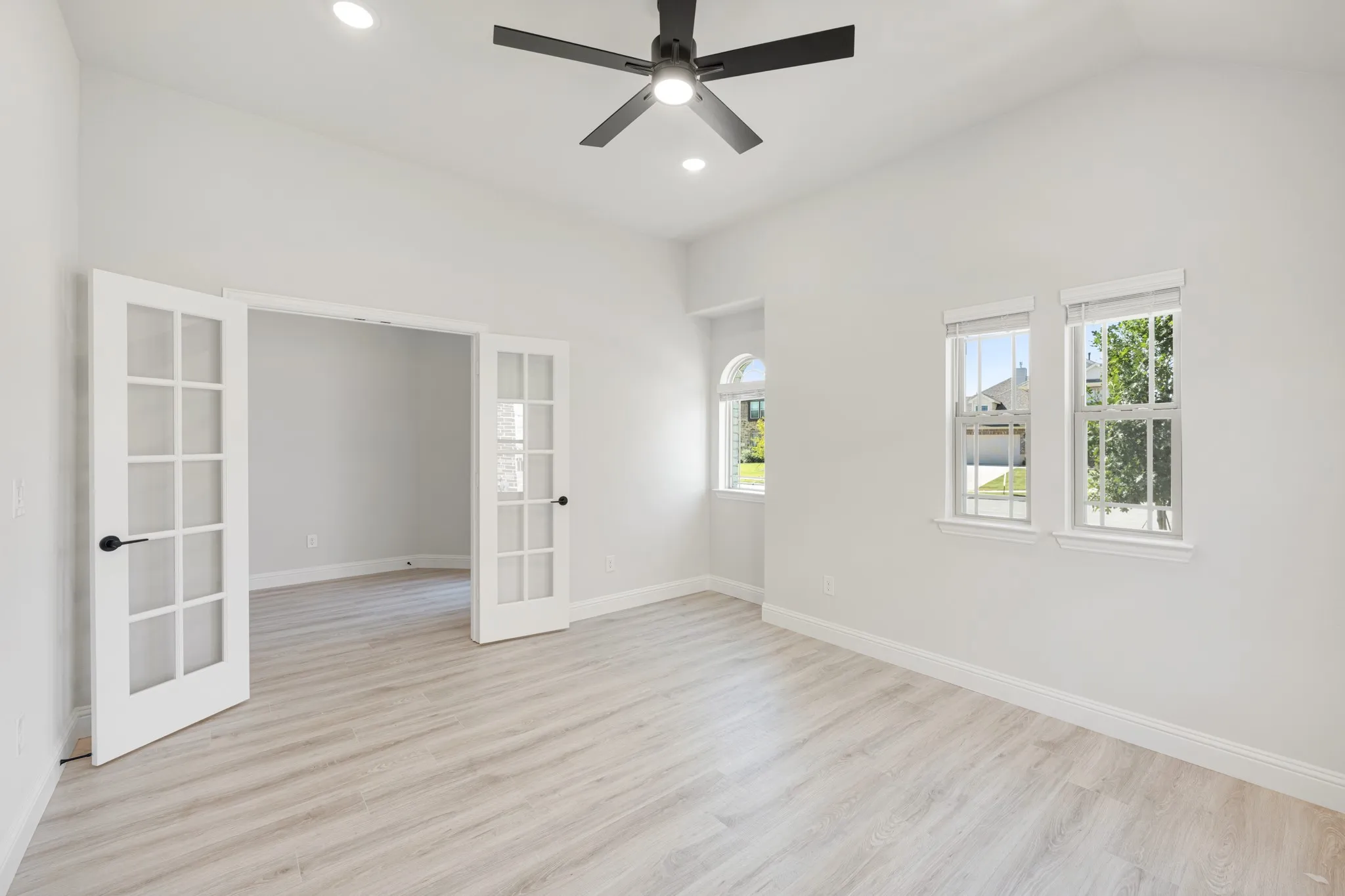 Single Family Residence For Sale in Collin County , 916 Greenleaf Court, Anna, Texas 75409, 4 Bedroom, 3 Bathroom, 3 Garage spaces, 2,760 Sqft, built in 2026, mls#21298511, Real Estate Agent in Anna, Homes For Sale in Collin county, Homes For Sale in Anna, Realtor in Anna Texas, Real Estate Brokerage Independent Realty Texas, Luminita Cordes Realtor