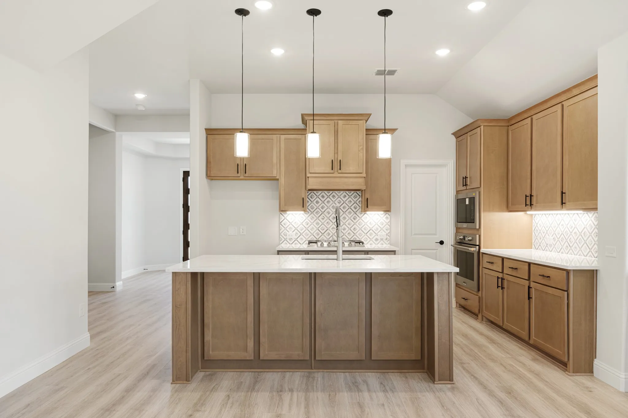 Single Family Residence For Sale in Collin County , 916 Greenleaf Court, Anna, Texas 75409, 4 Bedroom, 3 Bathroom, 3 Garage spaces, 2,760 Sqft, built in 2026, mls#21298511, Real Estate Agent in Anna, Homes For Sale in Collin county, Homes For Sale in Anna, Realtor in Anna Texas, Real Estate Brokerage Independent Realty Texas, Luminita Cordes Realtor