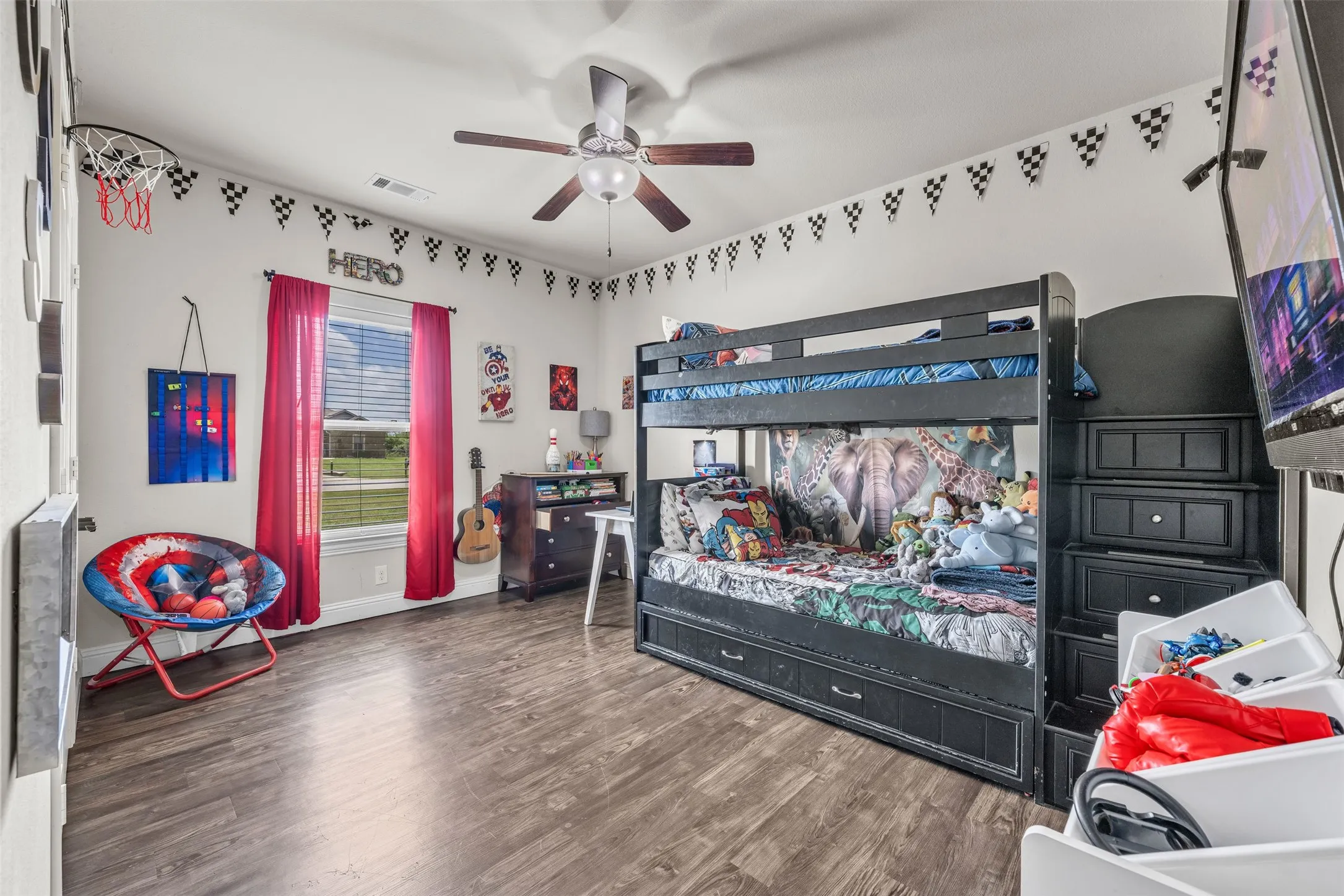 Single Family Residence For Sale in Kaufman County , 15077 Saddle Ridge Circle, Terrell, Texas 75160, 4 Bedroom, 3 Bathroom, 2 Garage spaces, 2,334 Sqft, built in 2016, mls#21291486, Real Estate Agent in Terrell, Homes For Sale in Kaufman county, Homes For Sale in Terrell, Realtor in Terrell Texas, Real Estate Brokerage Independent Realty Texas, Luminita Cordes Realtor