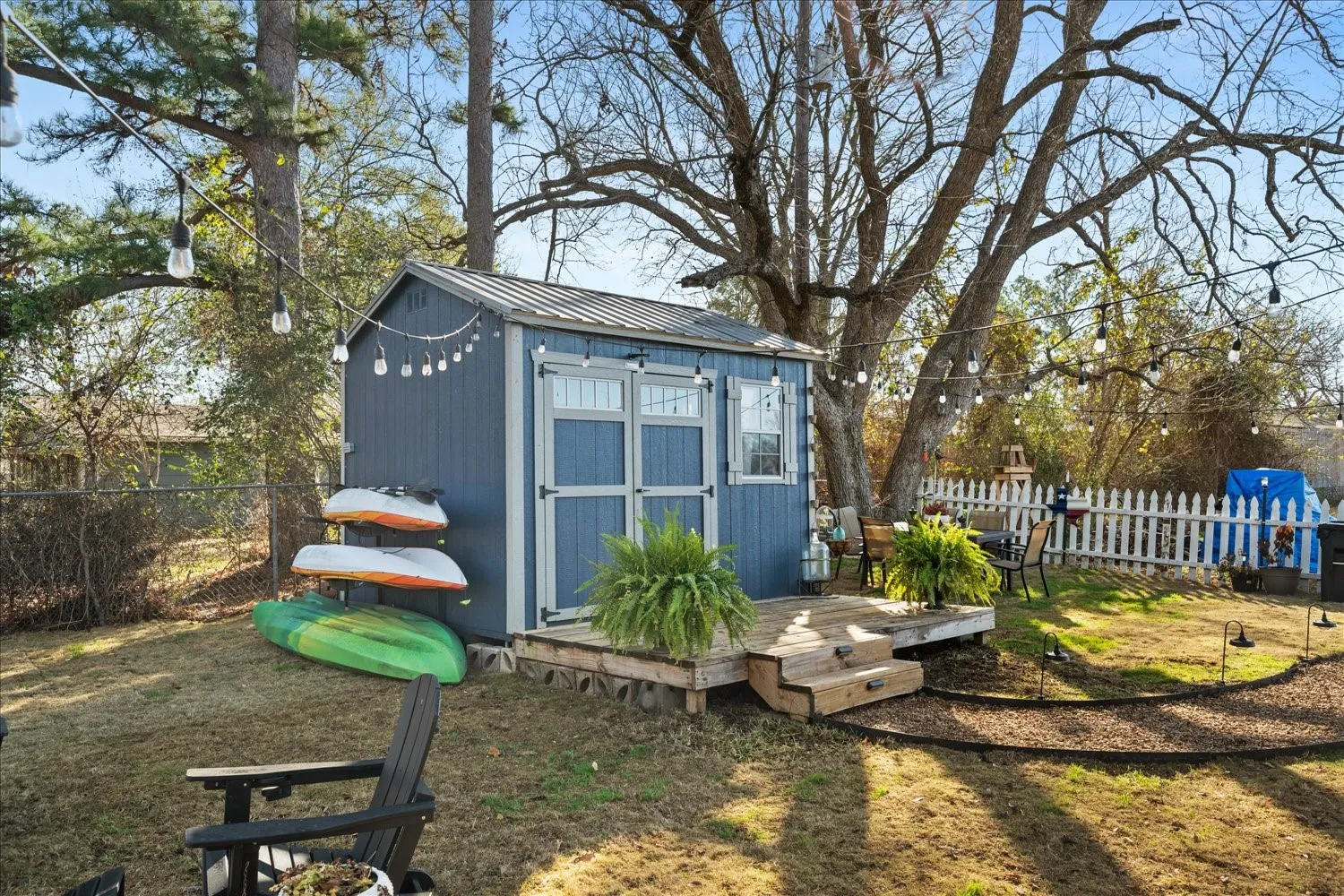 Single Family Residence For Sale in Rains County , 681 Briggs Boulevard, East Tawakoni, Texas 75472, 3 Bedroom, 2 Bathroom, Garage spaces, 1,230 Sqft, built in 1970, mls#21298560, Real Estate Agent in East Tawakoni, Homes For Sale in Rains county, Homes For Sale in East Tawakoni, Realtor in East Tawakoni Texas, Real Estate Brokerage Independent Realty Texas, Luminita Cordes Realtor