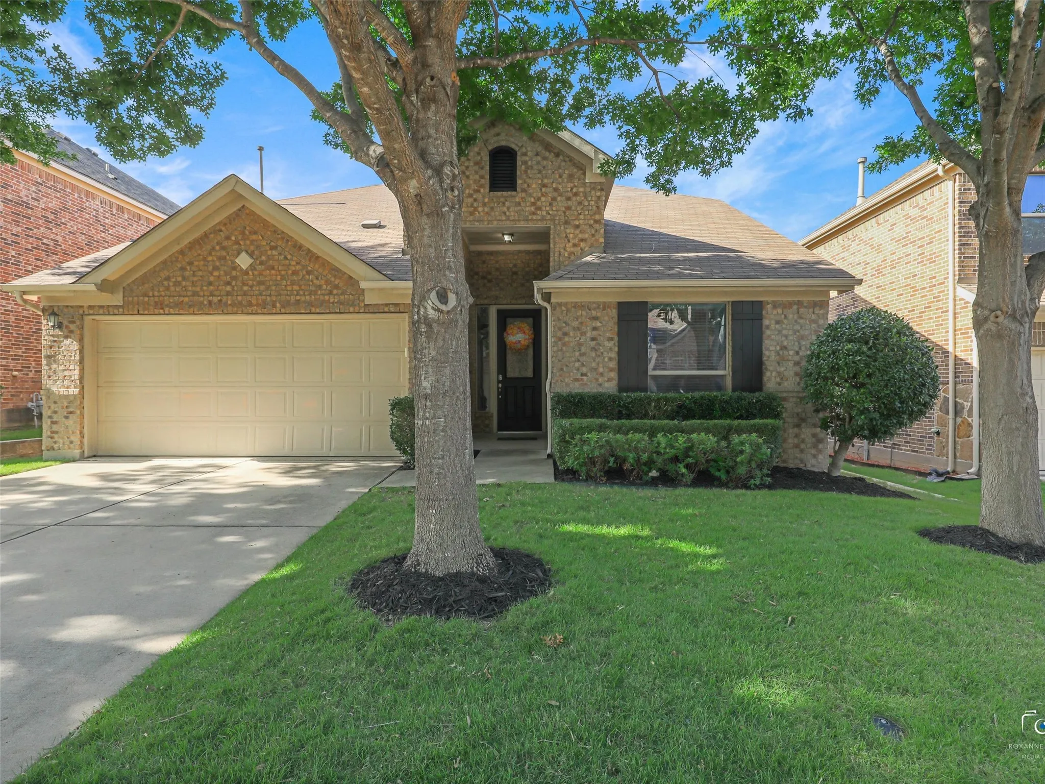 Single Family Residence For Sale in Collin County , 808 Ping Street, Mc Kinney, Texas 75069, 3 Bedroom, 3 Bathroom, 2 Garage spaces, 2,551 Sqft, built in 2013, mls#21291901, Real Estate Agent in Mc Kinney, Homes For Sale in Collin county, Homes For Sale in Mc Kinney, Realtor in Mc Kinney Texas, Real Estate Brokerage Independent Realty Texas, Luminita Cordes Realtor