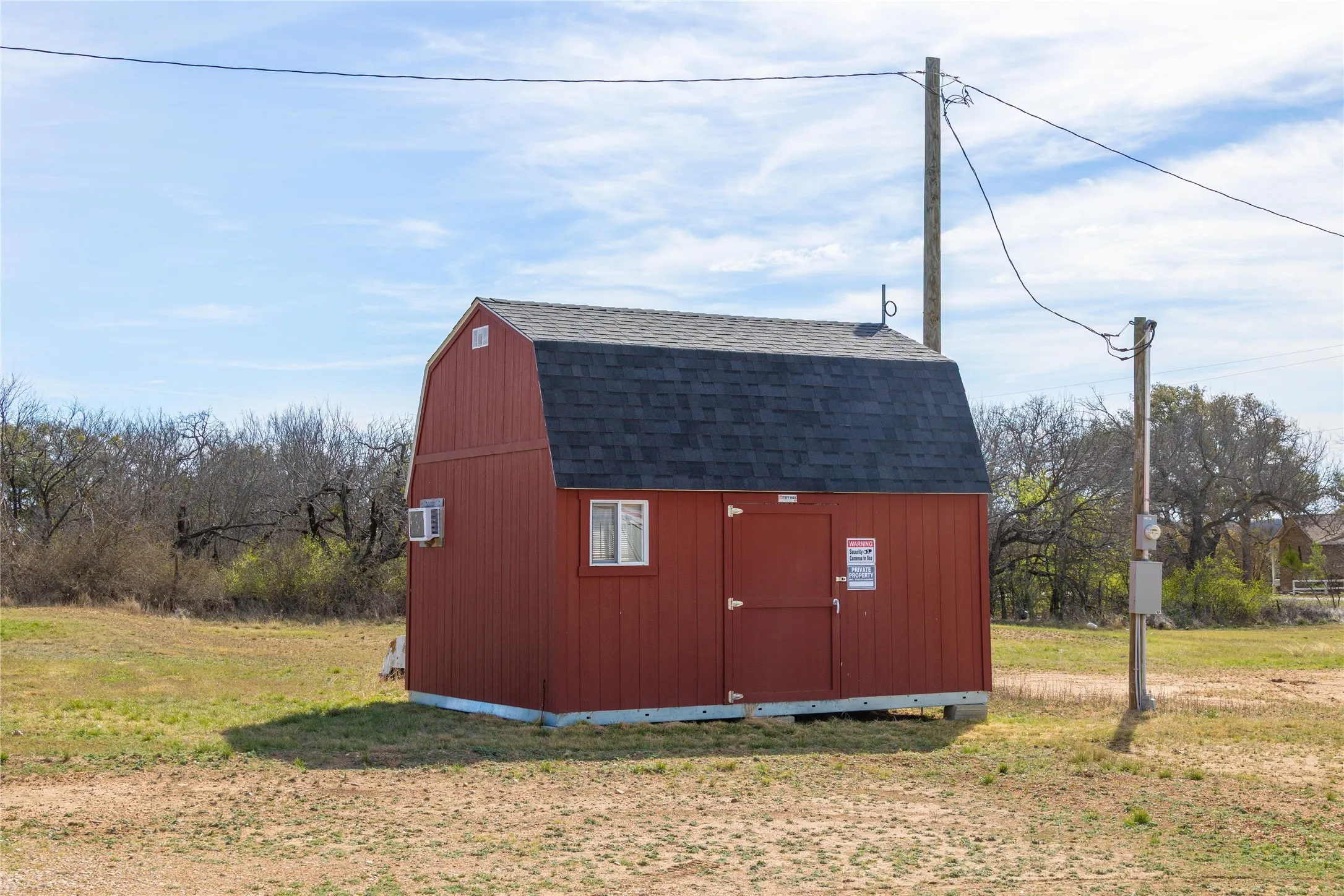 Single Family Residence For Sale in Brown County , 9224 Highway 279, Brownwood, Texas 76801, 2 Bedroom, 1 Bathroom, 2 Garage spaces, 1,254 Sqft, built in 0, mls#21298541, Real Estate Agent in Brownwood, Homes For Sale in Brown county, Homes For Sale in Brownwood, Realtor in Brownwood Texas, Real Estate Brokerage Independent Realty Texas, Luminita Cordes Realtor