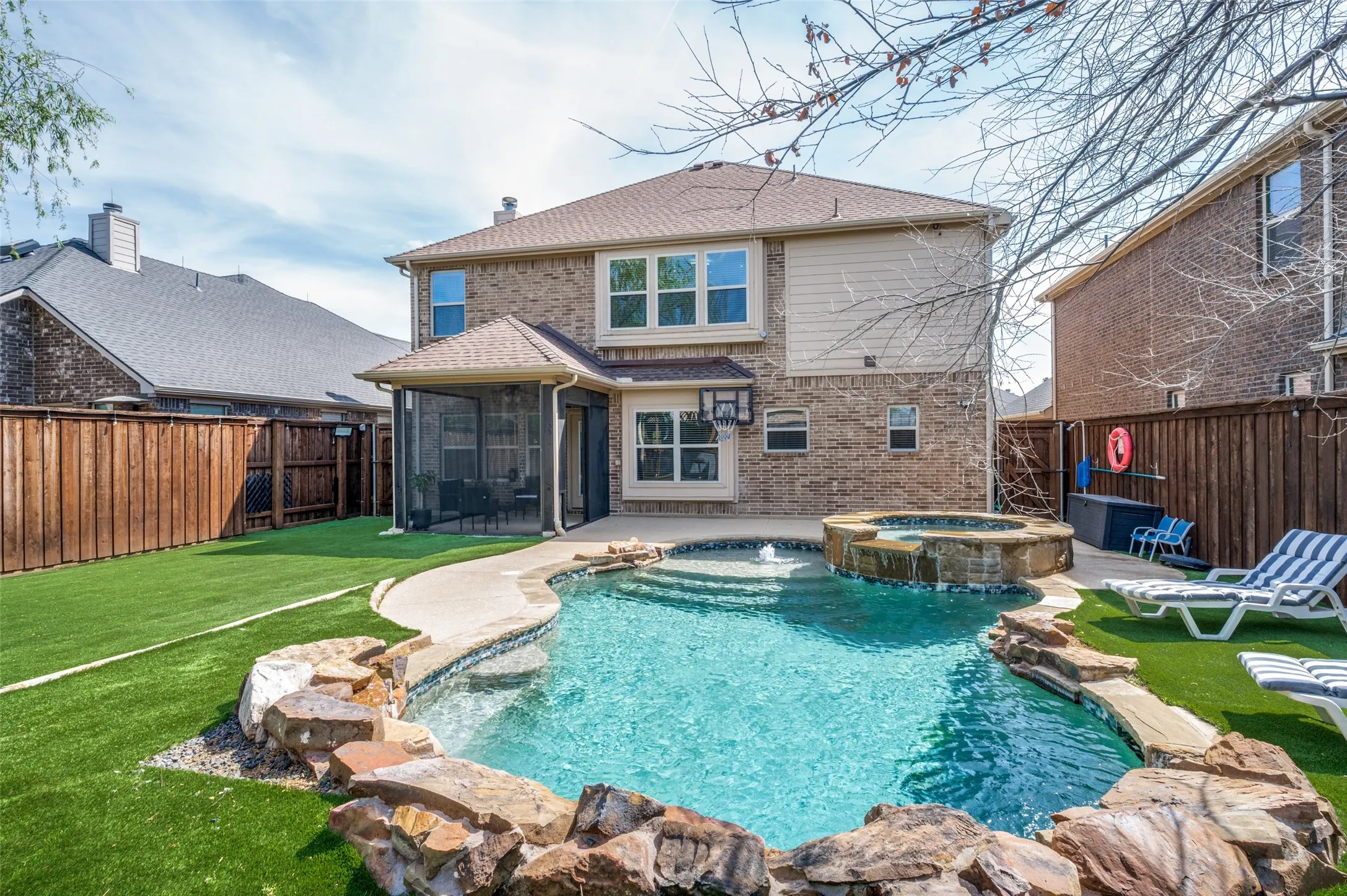 Single Family Residence For Sale in Denton County , 11705 Yarmouth Lane, Frisco, Texas 75036, 3 Bedroom, 3 Bathroom, 2 Garage spaces, 2,574 Sqft, built in 2013, mls#21295904, Real Estate Agent in Frisco, Homes For Sale in Denton county, Homes For Sale in Frisco, Realtor in Frisco Texas, Real Estate Brokerage Independent Realty Texas, Luminita Cordes Realtor