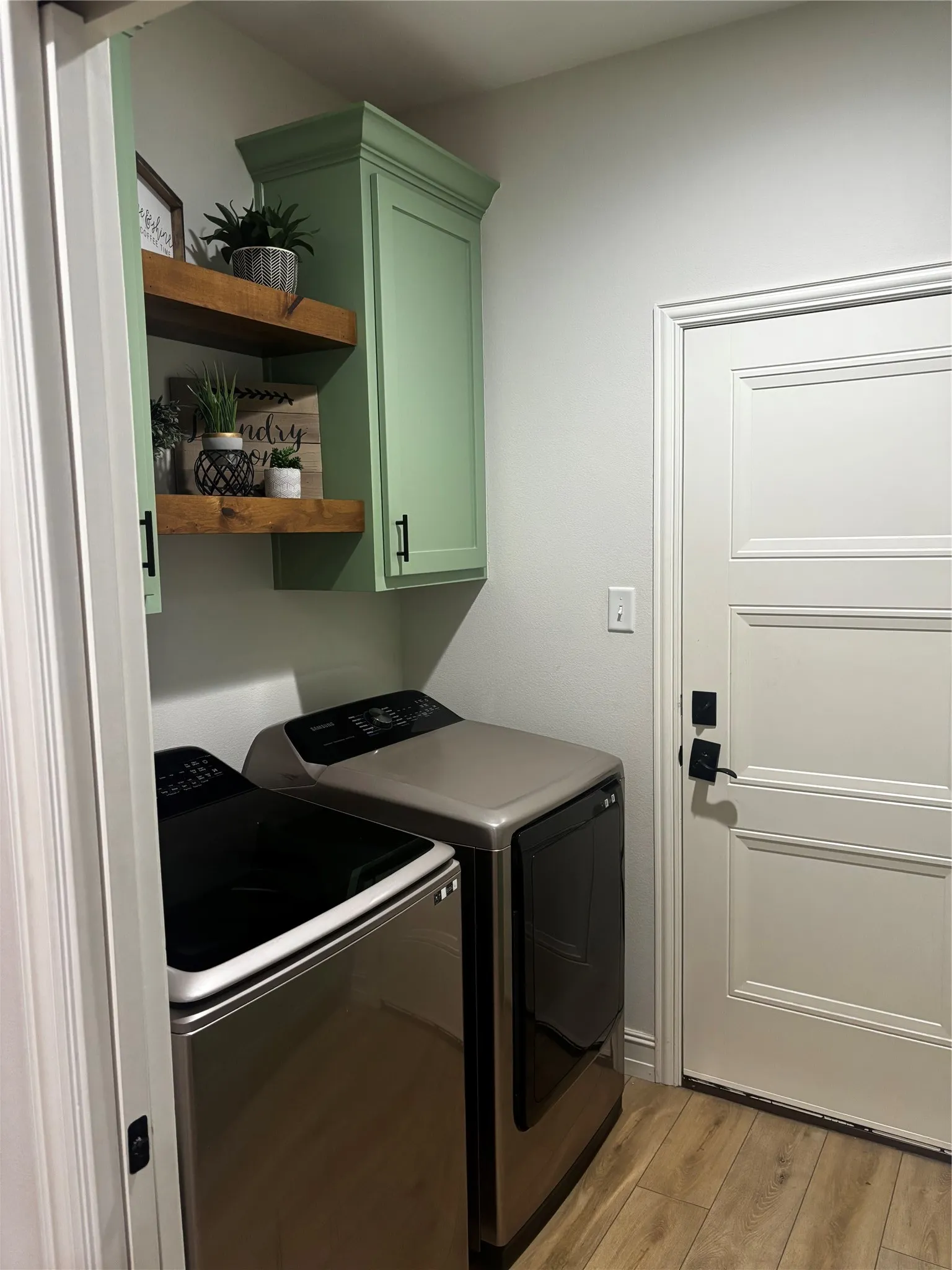 Single Family Residence For Rent in Taylor County , 3002 Legends Trail, Abilene, Texas 79601, 3 Bedroom, 3 Bathroom, 2 Garage spaces, 1,924 Sqft, built in 2019, mls#21298624, Real Estate Agent in Abilene, Homes For Rent in Taylor county, Homes For Rent in Abilene, Realtor in Abilene Texas, Real Estate Brokerage Independent Realty Texas, Luminita Cordes Realtor