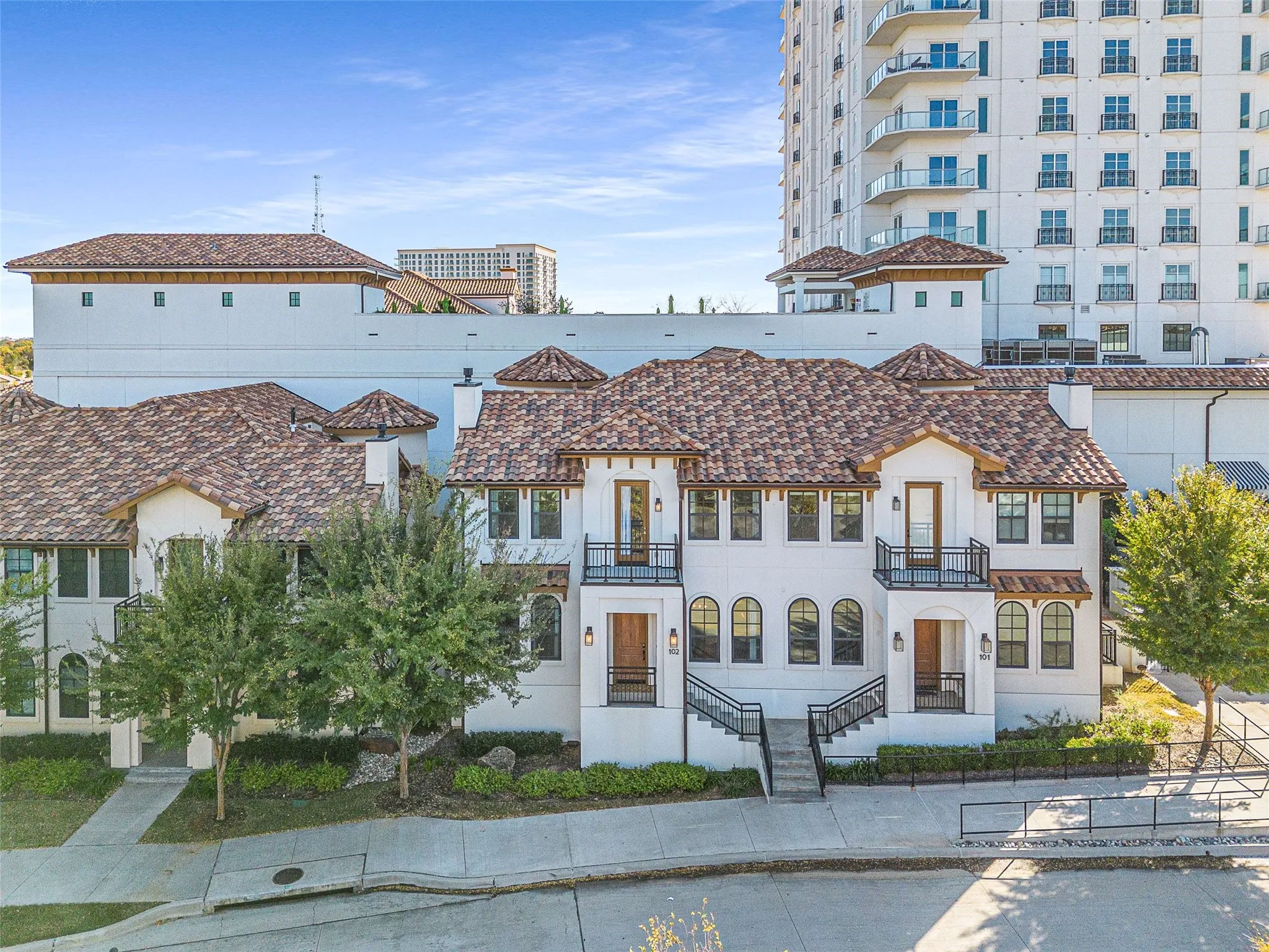 Condominium For Rent in Tarrant County , 2800 Lakeside Parkway 102, Flower Mound, Texas 75022, 4 Bedroom, 4 Bathroom, 2 Garage spaces, 3,247 Sqft, built in 2018, Price $8,000, mls#21298575, Real Estate Agent in Flower Mound, Homes For Rent in Tarrant county, Homes For Rent in Flower Mound, Realtor in Flower Mound Texas, Real Estate Brokerage Independent Realty Texas, Luminita Cordes Realtor