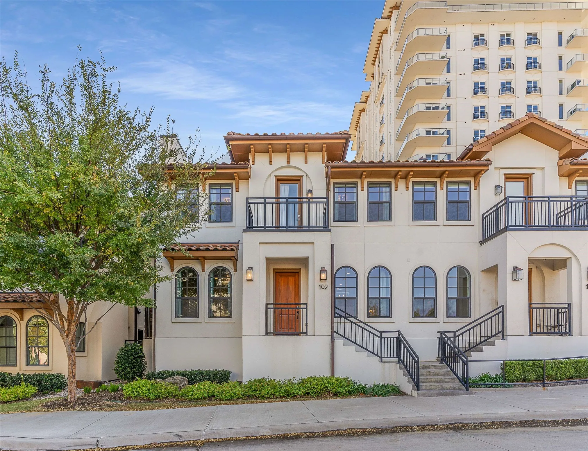 Condominium For Rent in Tarrant County , 2800 Lakeside Parkway 102, Flower Mound, Texas 75022, 4 Bedroom, 4 Bathroom, 2 Garage spaces, 3,247 Sqft, built in 2018, Price $8,000, mls#21298575, Real Estate Agent in Flower Mound, Homes For Rent in Tarrant county, Homes For Rent in Flower Mound, Realtor in Flower Mound Texas, Real Estate Brokerage Independent Realty Texas, Luminita Cordes Realtor