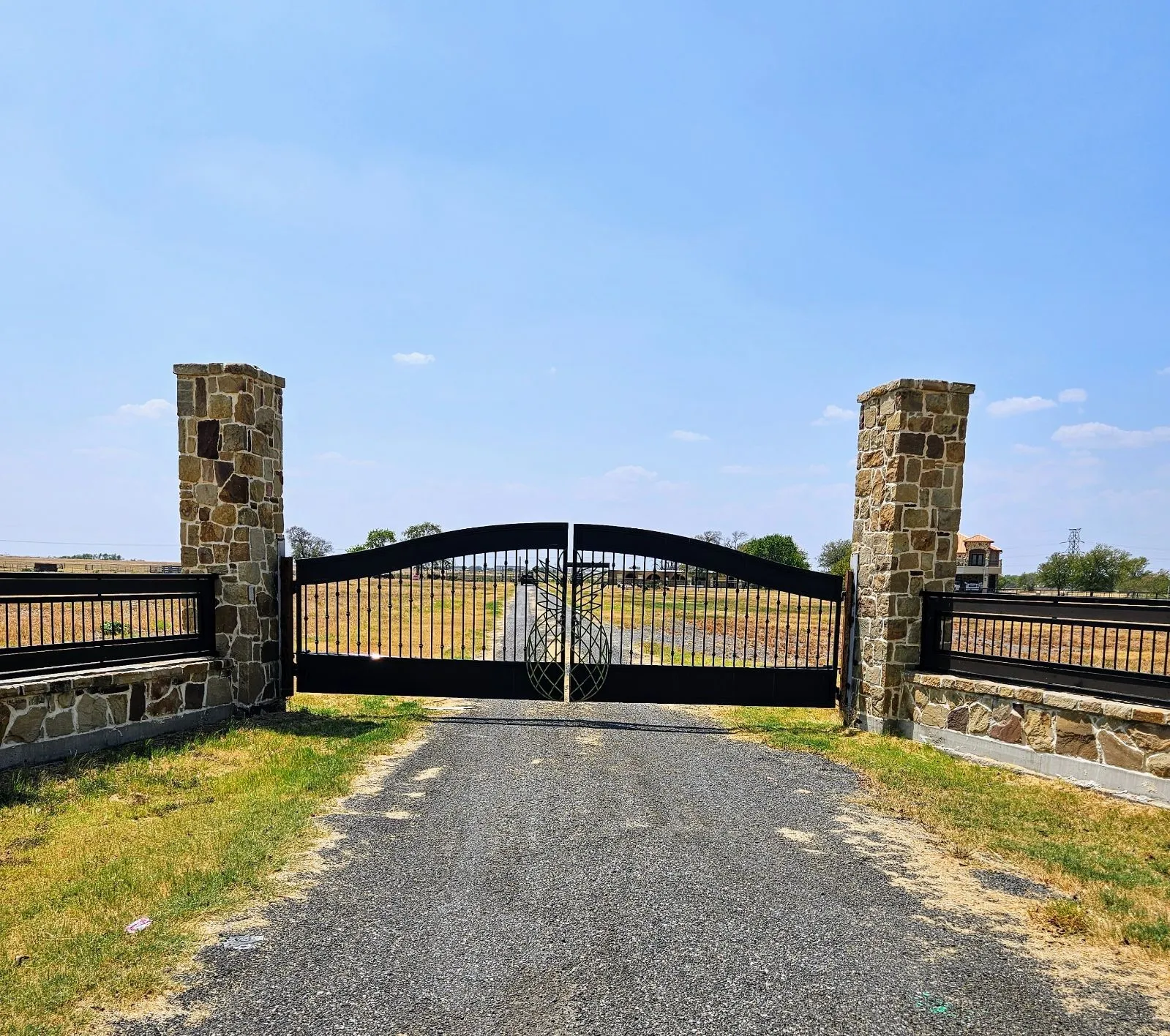 Single Family Residence For Sale in Johnson County , 2532 S Highway 171, Cleburne, Texas 76031, 4 Bedrooms, 5 Bathrooms, Garage spaces, 4,625 Sqft, built in 2019, Price $3,249,000, mls#21298642, Real Estate Agent in Cleburne, Homes For Sale in Johnson county, Homes For Sale in Cleburne, Realtor in Cleburne Texas, Real Estate Brokerage Independent Realty Texas, Luminita Cordes Realtor
