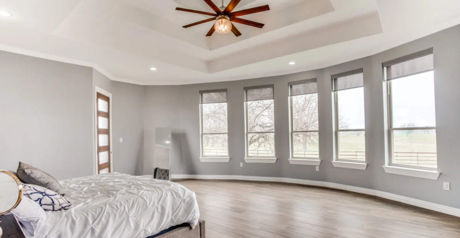 Single Family Residence For Sale in Johnson County , 2532 S Highway 171, Cleburne, Texas 76031, 4 Bedrooms, 5 Bathrooms, Garage spaces, 4,625 Sqft, built in 2019, Price $3,249,000, mls#21298642, Real Estate Agent in Cleburne, Homes For Sale in Johnson county, Homes For Sale in Cleburne, Realtor in Cleburne Texas, Real Estate Brokerage Independent Realty Texas, Luminita Cordes Realtor