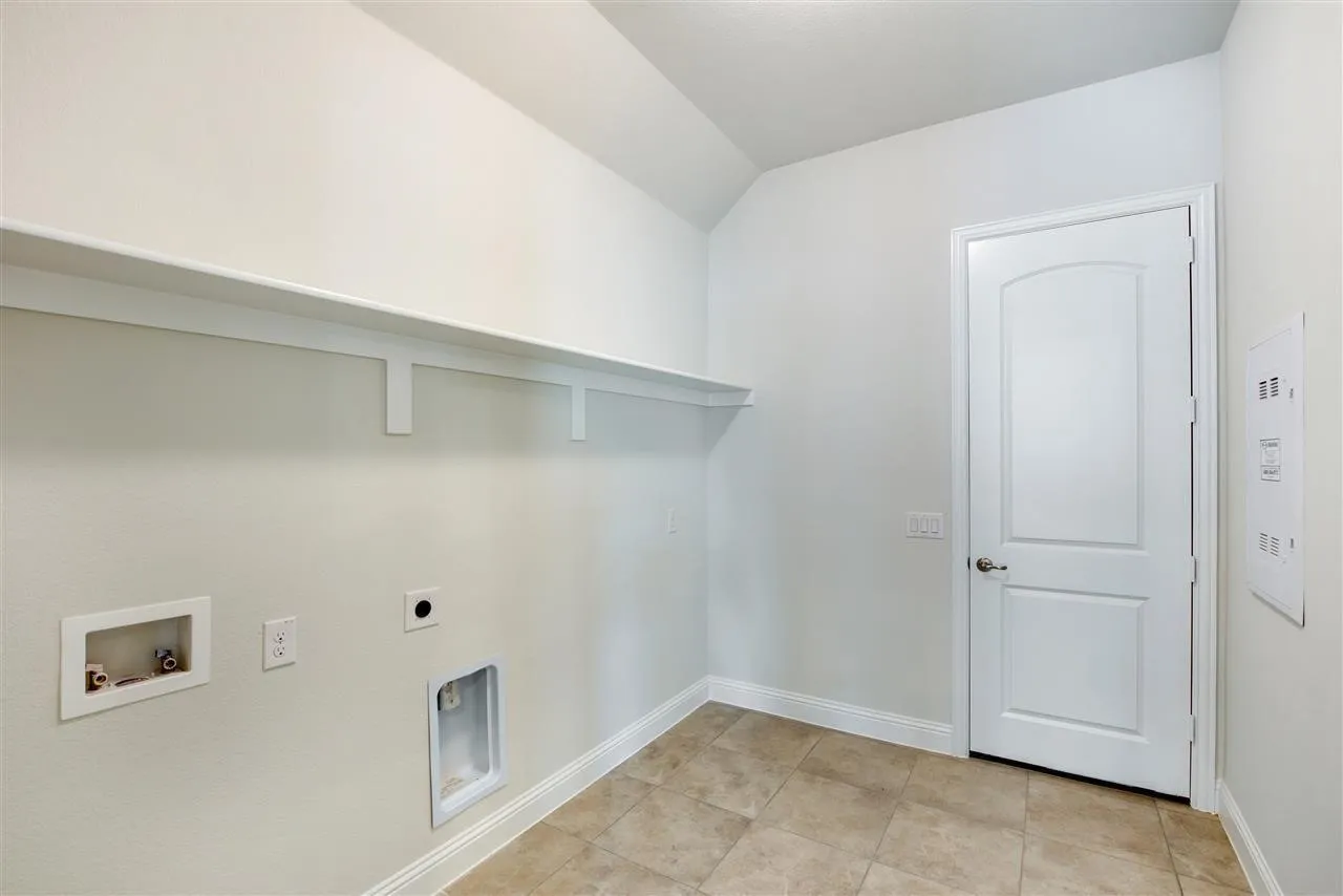 Single Family Residence For Rent in Collin County , 4422 Juniper, Melissa, Texas 75454, 3 Bedroom, 2 Bathroom, 2 Garage spaces, 2,222 Sqft, built in 2020, mls#21298647, Real Estate Agent in Melissa, Homes For Rent in Collin county, Homes For Rent in Melissa, Realtor in Melissa Texas, Real Estate Brokerage Independent Realty Texas, Luminita Cordes Realtor