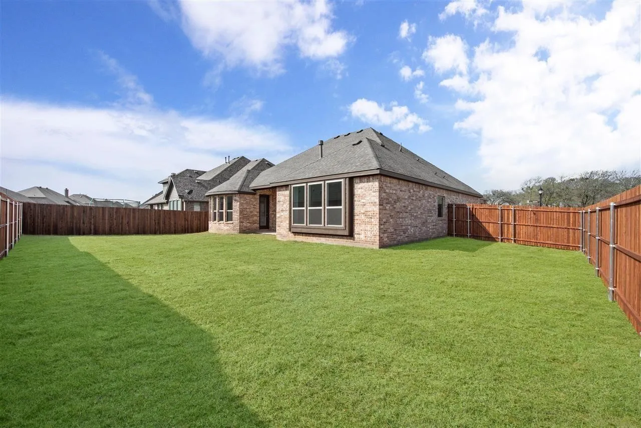 Single Family Residence For Rent in Collin County , 4422 Juniper, Melissa, Texas 75454, 3 Bedroom, 2 Bathroom, 2 Garage spaces, 2,222 Sqft, built in 2020, mls#21298647, Real Estate Agent in Melissa, Homes For Rent in Collin county, Homes For Rent in Melissa, Realtor in Melissa Texas, Real Estate Brokerage Independent Realty Texas, Luminita Cordes Realtor