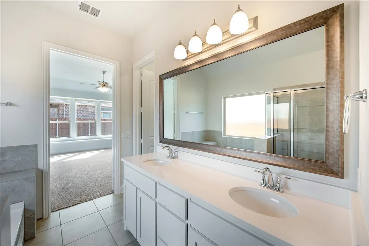 Single Family Residence For Rent in Collin County , 4422 Juniper, Melissa, Texas 75454, 3 Bedroom, 2 Bathroom, 2 Garage spaces, 2,222 Sqft, built in 2020, mls#21298647, Real Estate Agent in Melissa, Homes For Rent in Collin county, Homes For Rent in Melissa, Realtor in Melissa Texas, Real Estate Brokerage Independent Realty Texas, Luminita Cordes Realtor