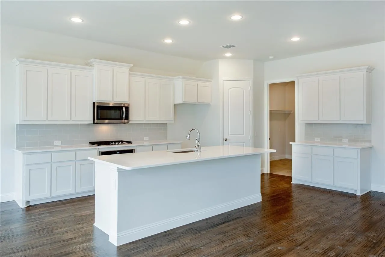 Single Family Residence For Rent in Collin County , 4422 Juniper, Melissa, Texas 75454, 3 Bedroom, 2 Bathroom, 2 Garage spaces, 2,222 Sqft, built in 2020, mls#21298647, Real Estate Agent in Melissa, Homes For Rent in Collin county, Homes For Rent in Melissa, Realtor in Melissa Texas, Real Estate Brokerage Independent Realty Texas, Luminita Cordes Realtor