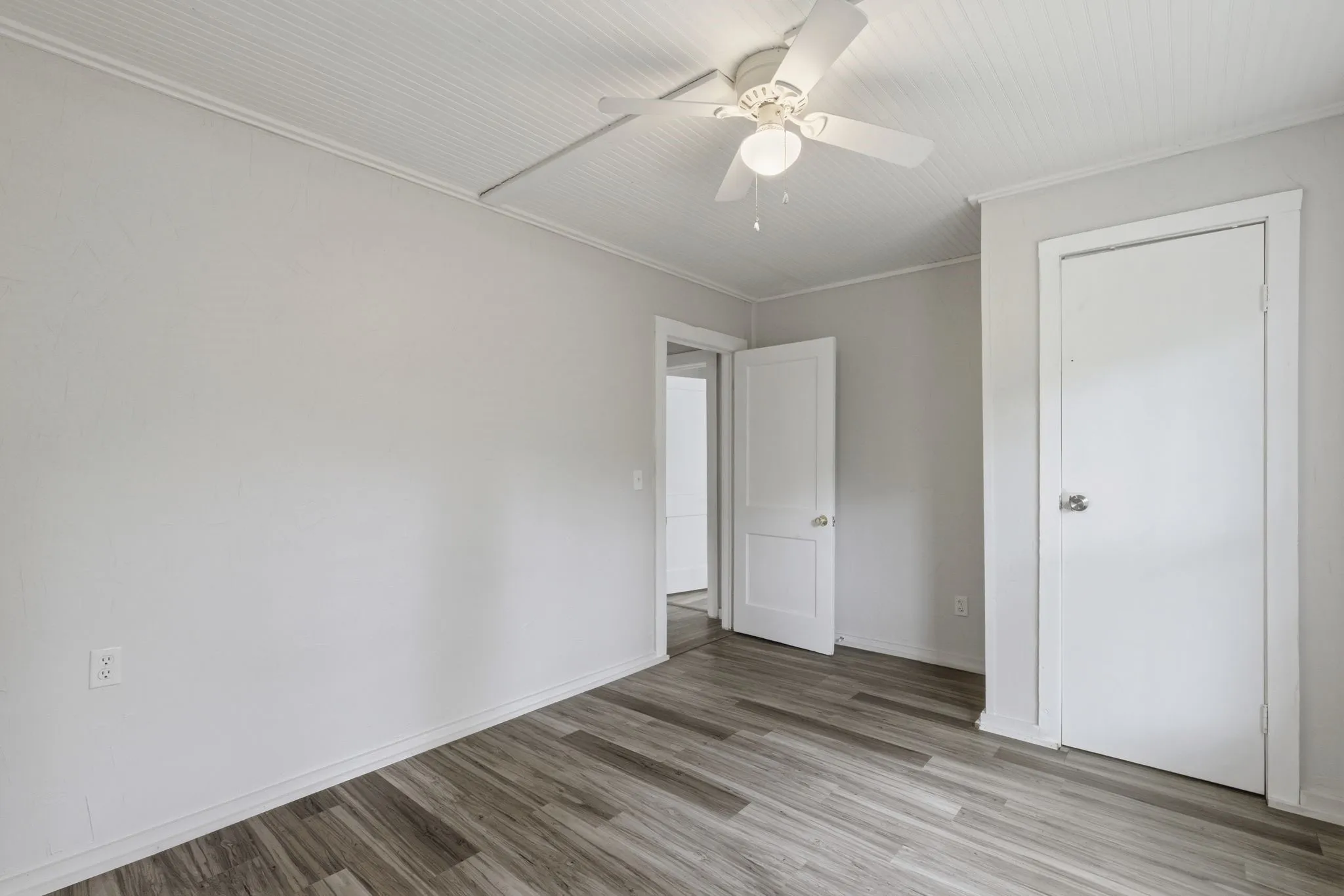 Single Family Residence For Sale in Rains County , 1821 N State Highway 19, Emory, Texas 75440, 3 Bedroom, 1 Bathroom, Garage spaces, 1,235 Sqft, built in 1940, mls#21298577, Real Estate Agent in Emory, Homes For Sale in Rains county, Homes For Sale in Emory, Realtor in Emory Texas, Real Estate Brokerage Independent Realty Texas, Luminita Cordes Realtor