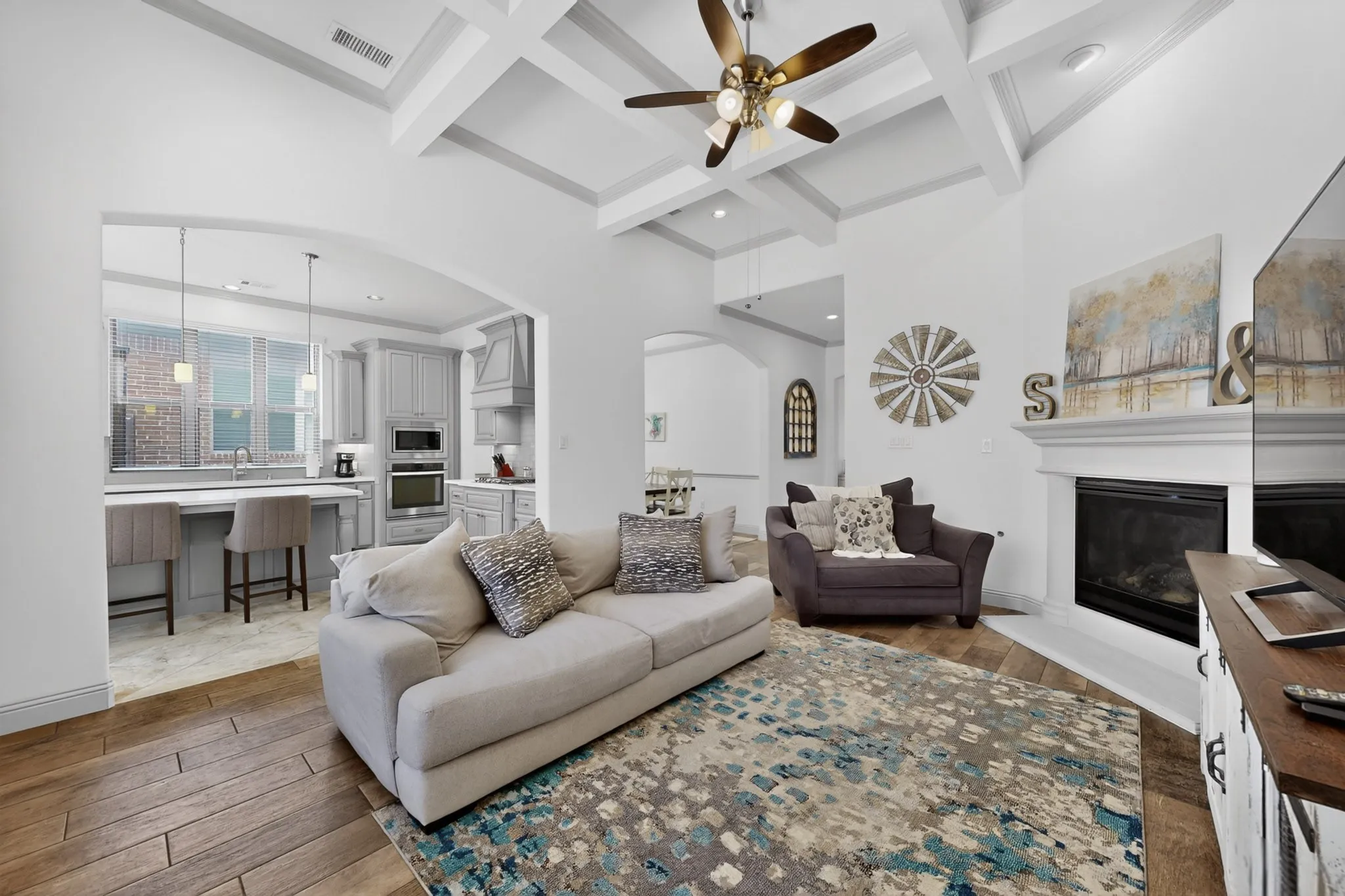 Single Family Residence For Sale in Denton County , 428 Balmora Way, Roanoke, Texas 76262, 3 Bedroom, 3 Bathroom, 2 Garage spaces, 2,333 Sqft, built in 2017, mls#21298516, Real Estate Agent in Roanoke, Homes For Sale in Denton county, Homes For Sale in Roanoke, Realtor in Roanoke Texas, Real Estate Brokerage Independent Realty Texas, Luminita Cordes Realtor