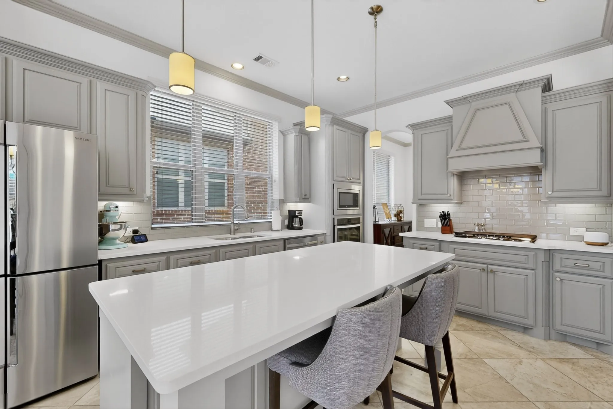 Single Family Residence For Sale in Denton County , 428 Balmora Way, Roanoke, Texas 76262, 3 Bedroom, 3 Bathroom, 2 Garage spaces, 2,333 Sqft, built in 2017, mls#21298516, Real Estate Agent in Roanoke, Homes For Sale in Denton county, Homes For Sale in Roanoke, Realtor in Roanoke Texas, Real Estate Brokerage Independent Realty Texas, Luminita Cordes Realtor