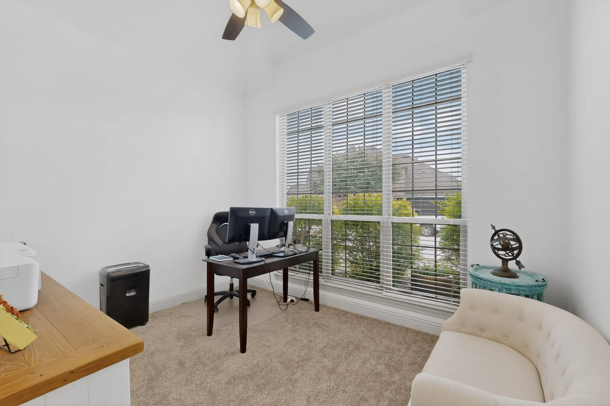 Single Family Residence For Sale in Denton County , 428 Balmora Way, Roanoke, Texas 76262, 3 Bedroom, 3 Bathroom, 2 Garage spaces, 2,333 Sqft, built in 2017, mls#21298516, Real Estate Agent in Roanoke, Homes For Sale in Denton county, Homes For Sale in Roanoke, Realtor in Roanoke Texas, Real Estate Brokerage Independent Realty Texas, Luminita Cordes Realtor