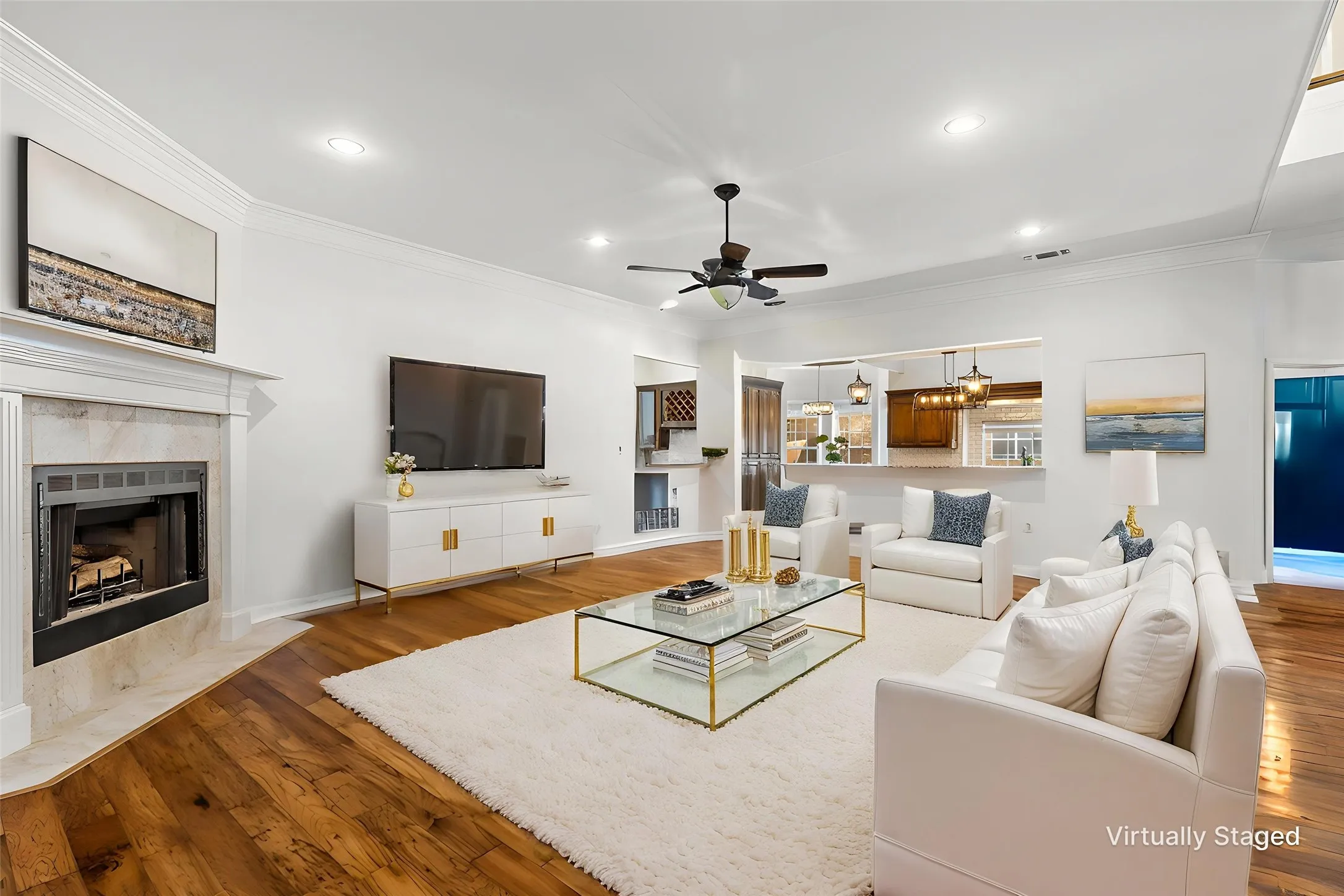 Spacious Living Room open to entry, kitchen, dining with hardwood floors & gas logs fireplace. Virtually Staged.