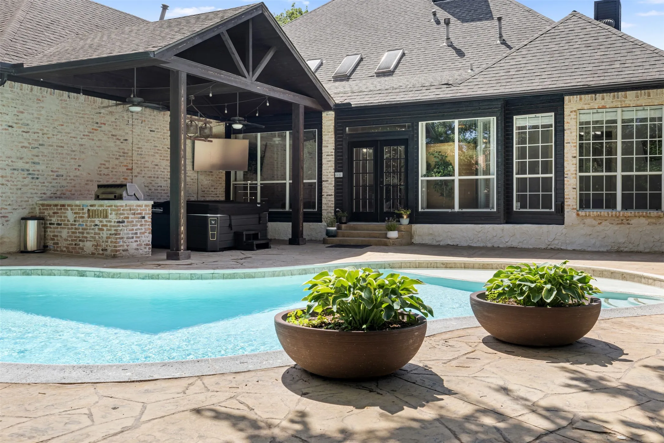 Pool and Outdoor Living Center for entertaining or relaxing!