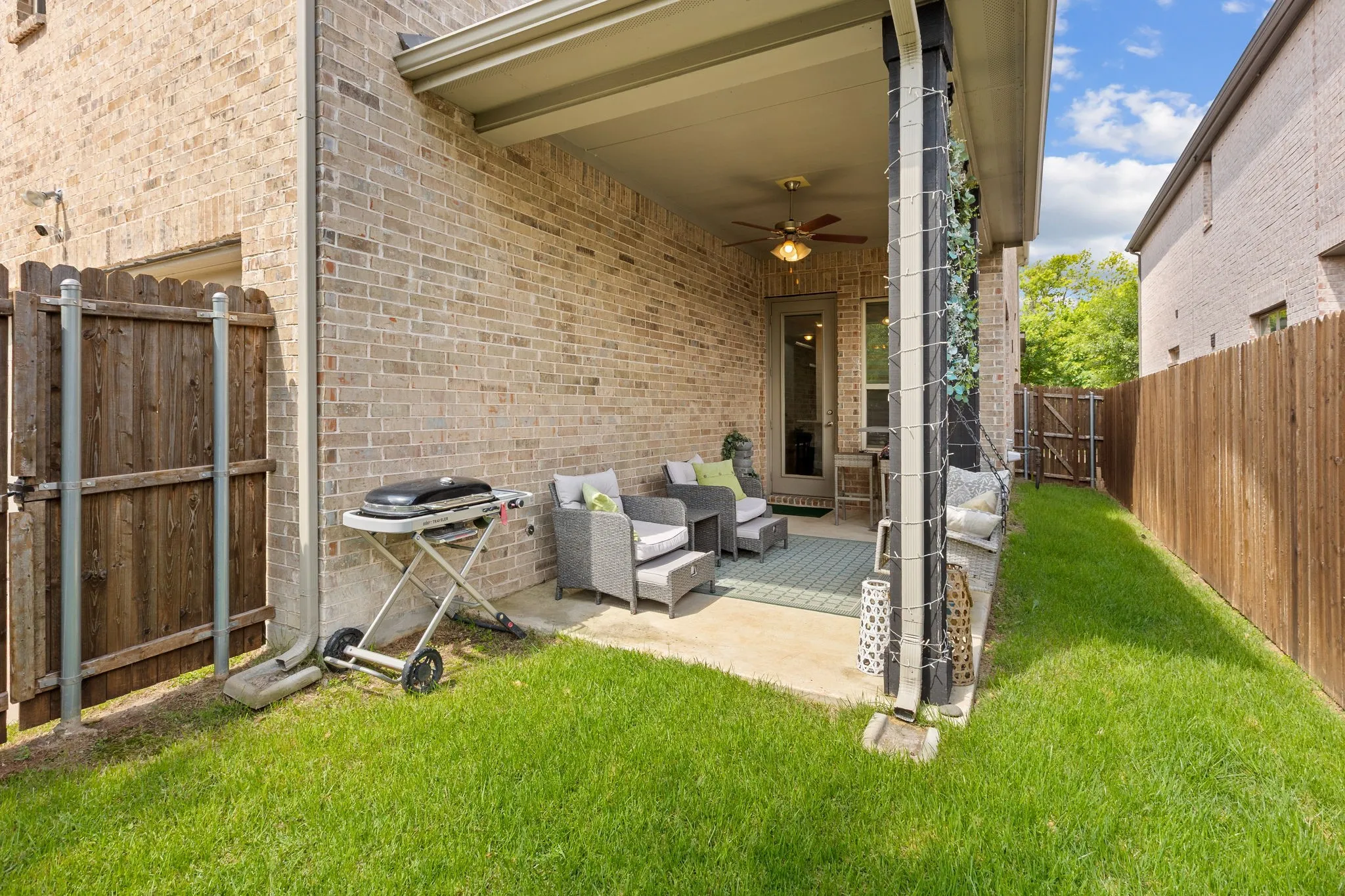 Single Family Residence For Rent in Collin County , 5605 Acoma Lane, Mc Kinney, Texas 75070, 4 Bedroom, 3 Bathroom, Garage spaces, 2,837 Sqft, built in 2020, mls#21298558, Real Estate Agent in Mc Kinney, Homes For Rent in Collin county, Homes For Rent in Mc Kinney, Realtor in Mc Kinney Texas, Real Estate Brokerage Independent Realty Texas, Luminita Cordes Realtor