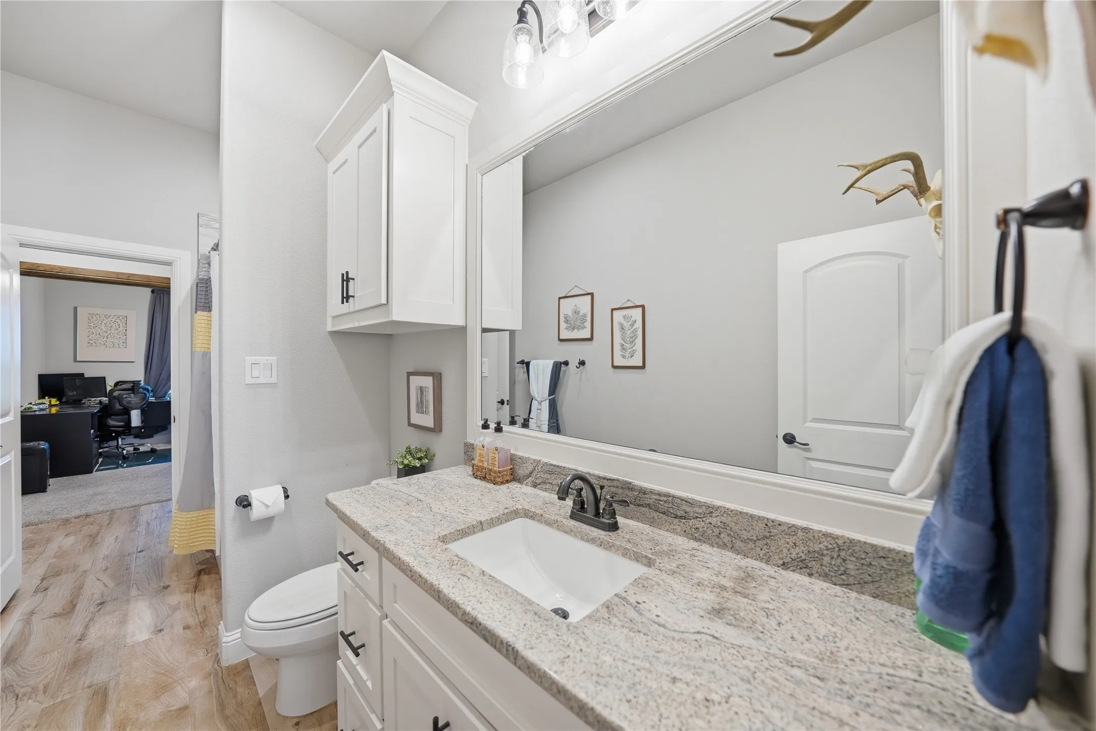 Single Family Residence For Sale in Parker County , 248 Scenic Wood Drive, Reno, Texas 76020, 4 Bedroom, 2 Bathroom, 4 Garage spaces, 2,402 Sqft, built in 2020, mls#21298626, Real Estate Agent in Reno, Homes For Sale in Parker county, Homes For Sale in Reno, Realtor in Reno Texas, Real Estate Brokerage Independent Realty Texas, Luminita Cordes Realtor