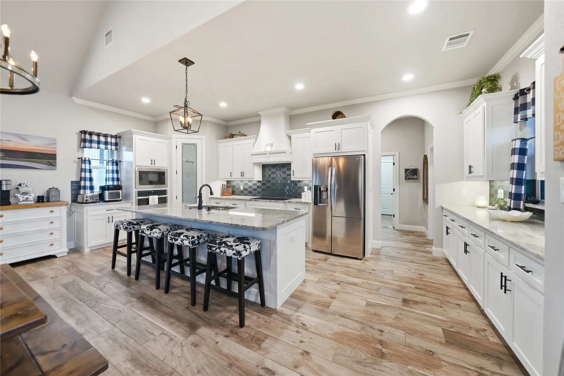 Single Family Residence For Sale in Parker County , 248 Scenic Wood Drive, Reno, Texas 76020, 4 Bedroom, 2 Bathroom, 4 Garage spaces, 2,402 Sqft, built in 2020, mls#21298626, Real Estate Agent in Reno, Homes For Sale in Parker county, Homes For Sale in Reno, Realtor in Reno Texas, Real Estate Brokerage Independent Realty Texas, Luminita Cordes Realtor