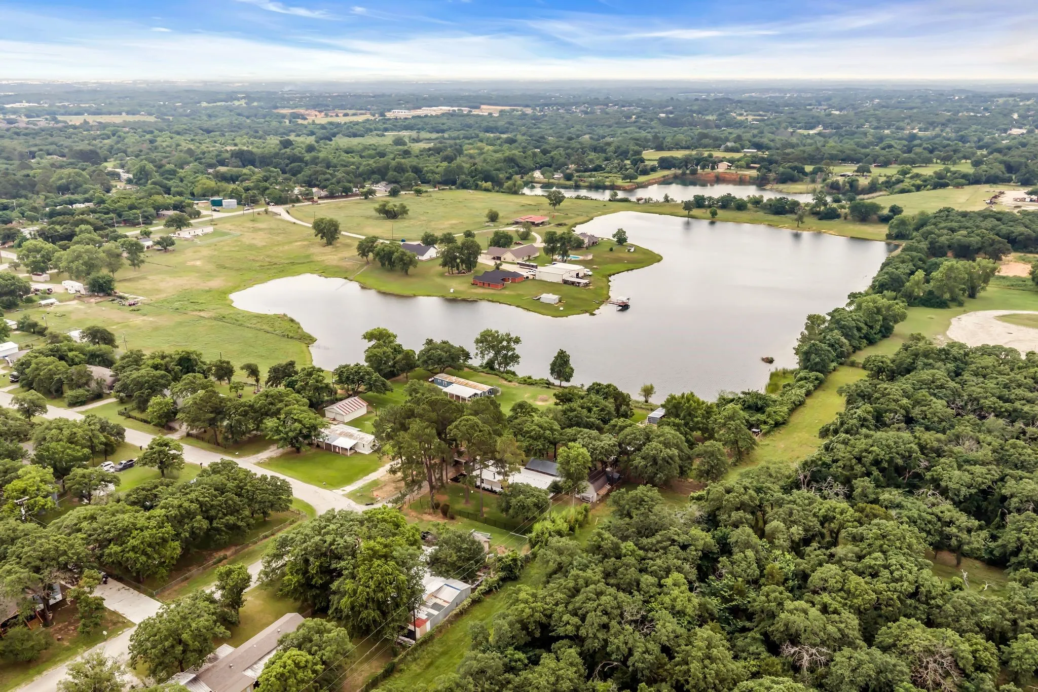 Manufactured Home For Sale in Tarrant County , 6000 Tranquility Drive, Fort Worth, Texas 76140, 3 Bedroom, 2 Bathroom, Garage spaces, 2,332 Sqft, built in 1987, mls#21298696, Real Estate Agent in Fort Worth, Homes For Sale in Tarrant county, Homes For Sale in Fort Worth, Realtor in Fort Worth Texas, Real Estate Brokerage Independent Realty Texas, Luminita Cordes Realtor