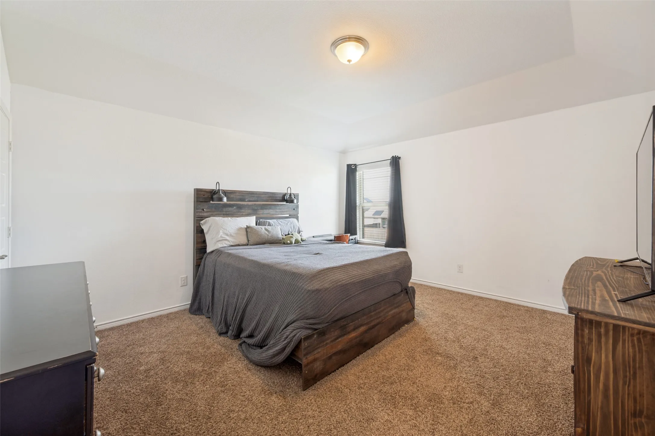 Single Family Residence For Sale in Denton County , 6301 Cheshire Street, Celina, Texas 76227, 4 Bedroom, 3 Bathroom, 2 Garage spaces, 2,524 Sqft, built in 2018, mls#21298712, Real Estate Agent in Celina, Homes For Sale in Denton county, Homes For Sale in Celina, Realtor in Celina Texas, Real Estate Brokerage Independent Realty Texas, Luminita Cordes Realtor