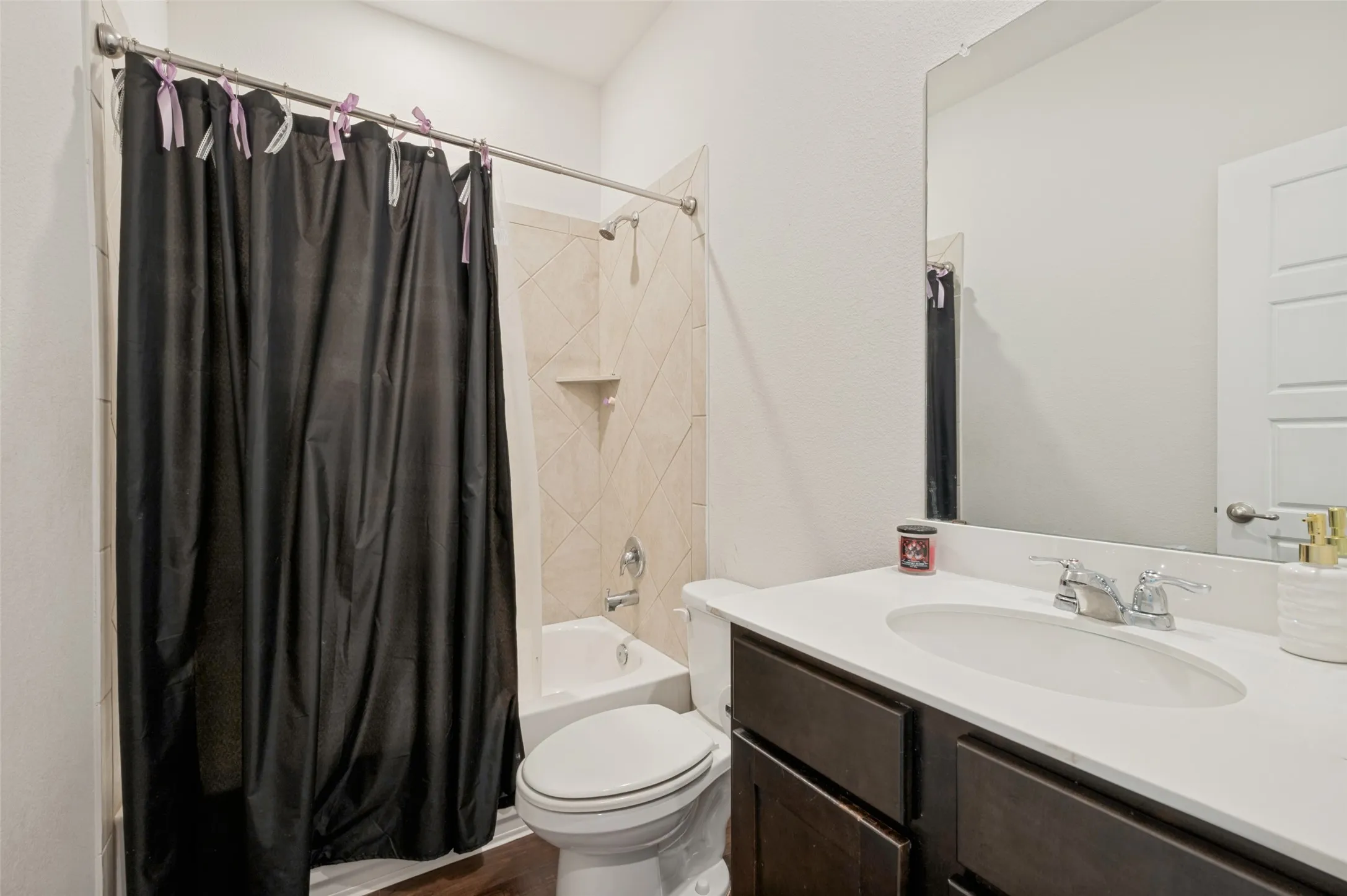 Single Family Residence For Sale in Denton County , 6301 Cheshire Street, Celina, Texas 76227, 4 Bedroom, 3 Bathroom, 2 Garage spaces, 2,524 Sqft, built in 2018, mls#21298712, Real Estate Agent in Celina, Homes For Sale in Denton county, Homes For Sale in Celina, Realtor in Celina Texas, Real Estate Brokerage Independent Realty Texas, Luminita Cordes Realtor
