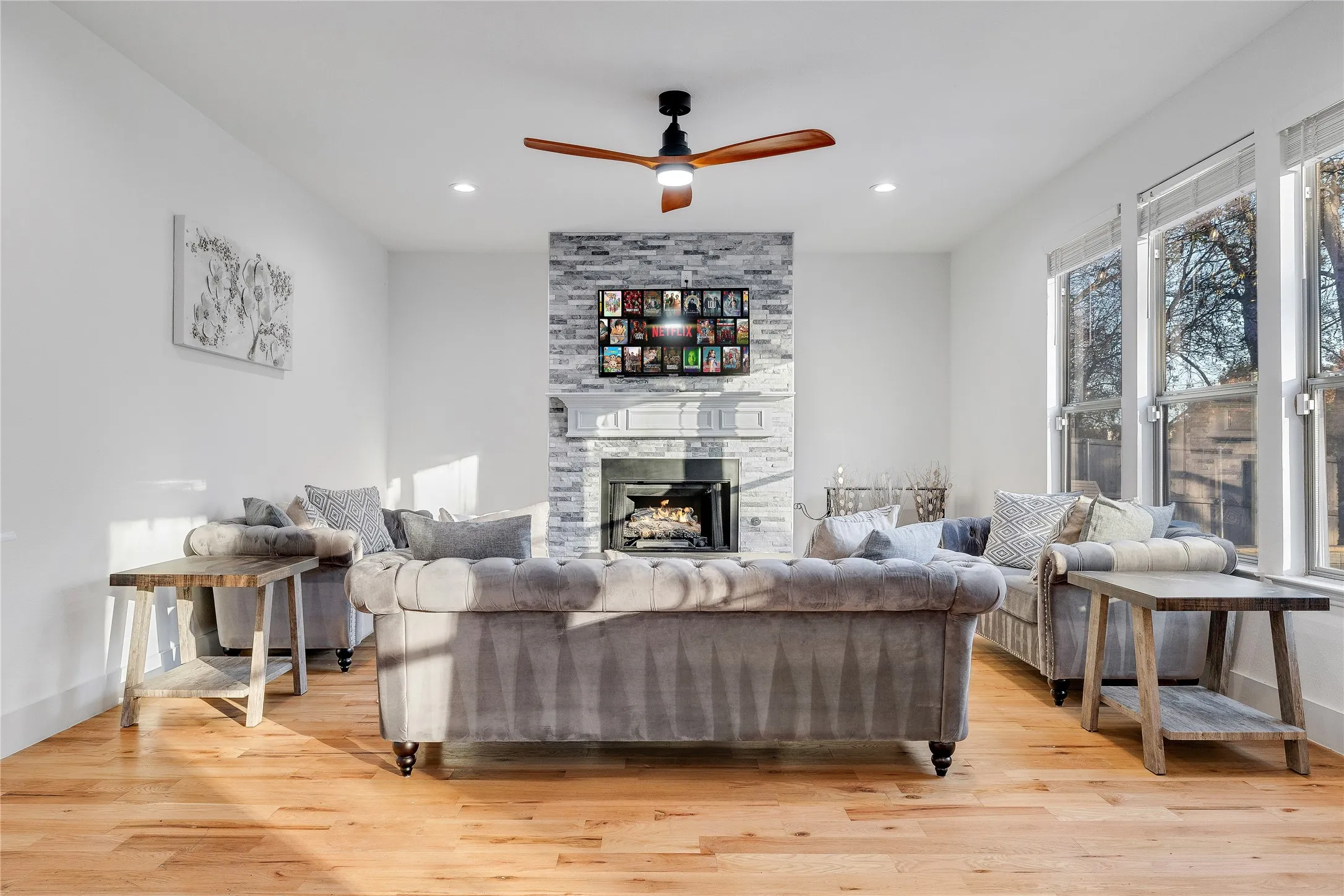 Single Family Residence For Sale in Rockwall County , 3869 Pinebluff Lane, Rockwall, Texas 75032, 5 Bedroom, 3 Bathroom, 2 Garage spaces, 3,304 Sqft, built in 2002, mls#21298736, Real Estate Agent in Rockwall, Homes For Sale in Rockwall county, Homes For Sale in Rockwall, Realtor in Rockwall Texas, Real Estate Brokerage Independent Realty Texas, Luminita Cordes Realtor