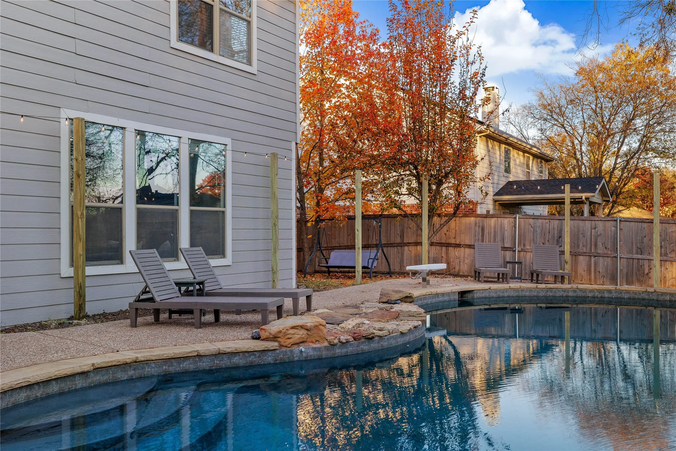 Single Family Residence For Sale in Rockwall County , 3869 Pinebluff Lane, Rockwall, Texas 75032, 5 Bedroom, 3 Bathroom, 2 Garage spaces, 3,304 Sqft, built in 2002, mls#21298736, Real Estate Agent in Rockwall, Homes For Sale in Rockwall county, Homes For Sale in Rockwall, Realtor in Rockwall Texas, Real Estate Brokerage Independent Realty Texas, Luminita Cordes Realtor