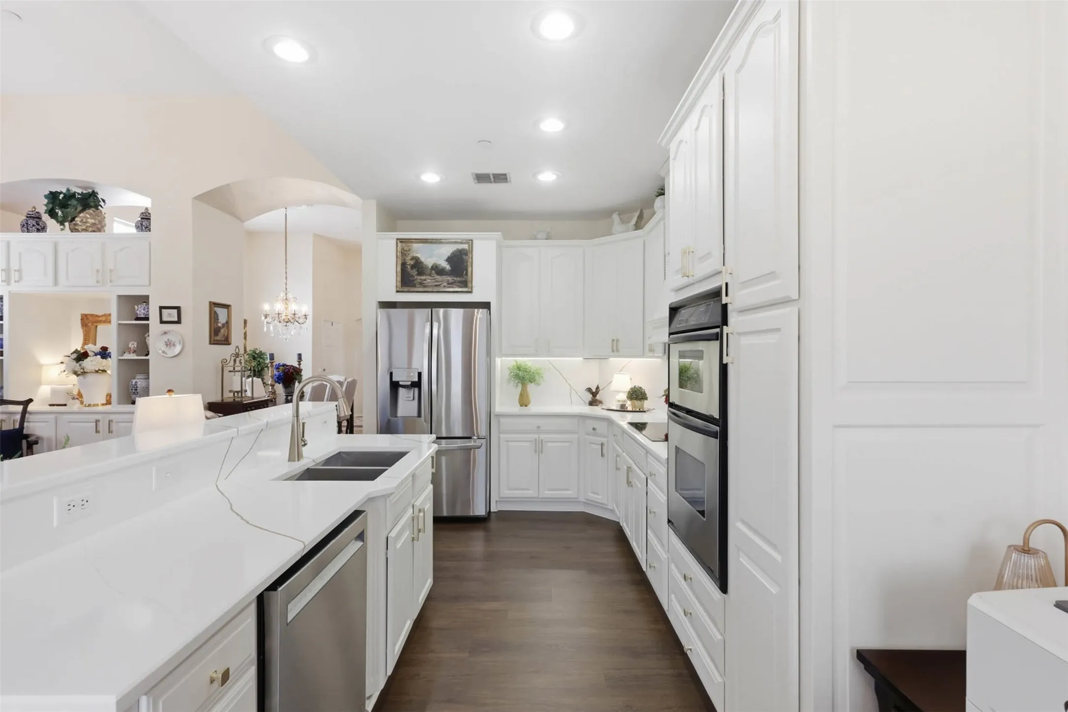 Townhouse For Sale in Collin County , 9825 Spire Lane, Plano, Texas 75025, 2 Bedroom, 2 Bathroom, 2 Garage spaces, 1,976 Sqft, built in 2001, mls#21294506, Real Estate Agent in Plano, Homes For Sale in Collin county, Homes For Sale in Plano, Realtor in Plano Texas, Real Estate Brokerage Independent Realty Texas, Luminita Cordes Realtor