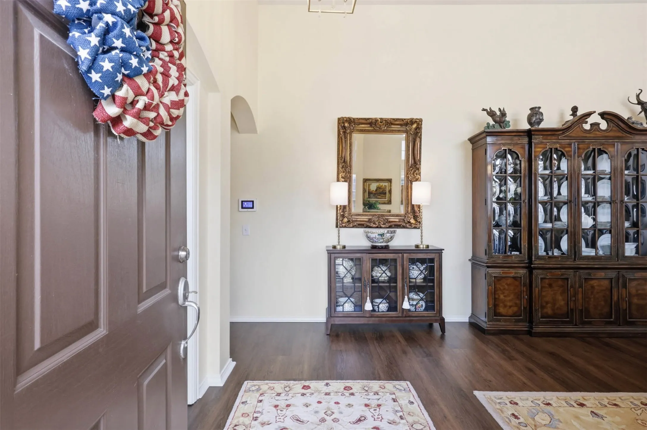 Townhouse For Sale in Collin County , 9825 Spire Lane, Plano, Texas 75025, 2 Bedroom, 2 Bathroom, 2 Garage spaces, 1,976 Sqft, built in 2001, mls#21294506, Real Estate Agent in Plano, Homes For Sale in Collin county, Homes For Sale in Plano, Realtor in Plano Texas, Real Estate Brokerage Independent Realty Texas, Luminita Cordes Realtor