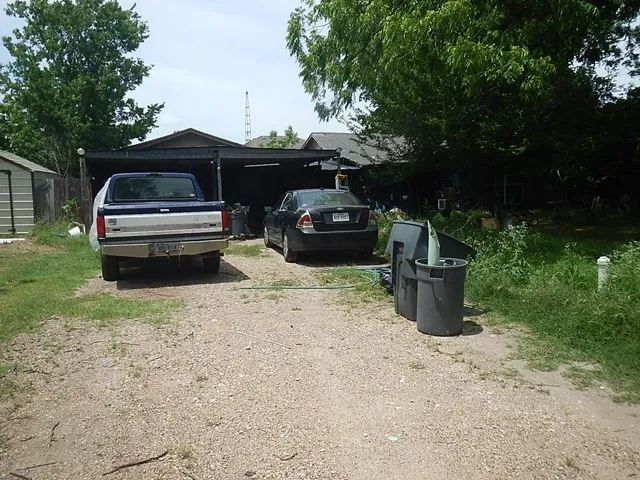 Single Family Residence For Sale in Mc Lennan County , 319 Church Avenue, Waco, Texas 76706, 3 Bedroom, 2 Bathroom, Garage spaces, 1,644 Sqft, built in 1950, mls#21297915, Real Estate Agent in Waco, Homes For Sale in Mc Lennan county, Homes For Sale in Waco, Realtor in Waco Texas, Real Estate Brokerage Independent Realty Texas, Luminita Cordes Realtor