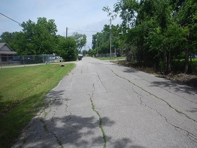 Single Family Residence For Sale in Mc Lennan County , 319 Church Avenue, Waco, Texas 76706, 3 Bedroom, 2 Bathroom, Garage spaces, 1,644 Sqft, built in 1950, mls#21297915, Real Estate Agent in Waco, Homes For Sale in Mc Lennan county, Homes For Sale in Waco, Realtor in Waco Texas, Real Estate Brokerage Independent Realty Texas, Luminita Cordes Realtor