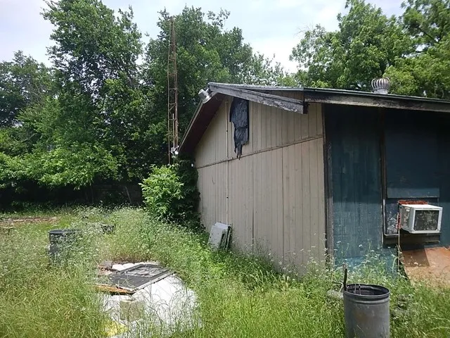 Single Family Residence For Sale in Mc Lennan County , 319 Church Avenue, Waco, Texas 76706, 3 Bedroom, 2 Bathroom, Garage spaces, 1,644 Sqft, built in 1950, mls#21297915, Real Estate Agent in Waco, Homes For Sale in Mc Lennan county, Homes For Sale in Waco, Realtor in Waco Texas, Real Estate Brokerage Independent Realty Texas, Luminita Cordes Realtor