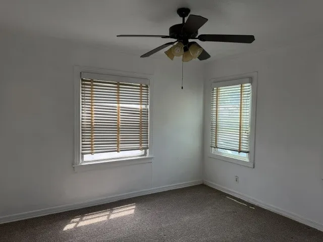 Single Family Residence For Sale in Dallas County , 319 Avenue J, Dallas, Texas 75203, 2 Bedroom, 1 Bathroom, 1 Garage spaces, 784 Sqft, built in 1940, mls#21298308, Real Estate Agent in Dallas, Homes For Sale in Dallas county, Homes For Sale in Dallas, Realtor in Dallas Texas, Real Estate Brokerage Independent Realty Texas, Luminita Cordes Realtor