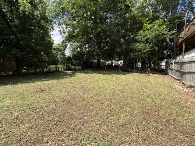 Single Family Residence For Sale in Dallas County , 319 Avenue J, Dallas, Texas 75203, 2 Bedroom, 1 Bathroom, 1 Garage spaces, 784 Sqft, built in 1940, mls#21298308, Real Estate Agent in Dallas, Homes For Sale in Dallas county, Homes For Sale in Dallas, Realtor in Dallas Texas, Real Estate Brokerage Independent Realty Texas, Luminita Cordes Realtor