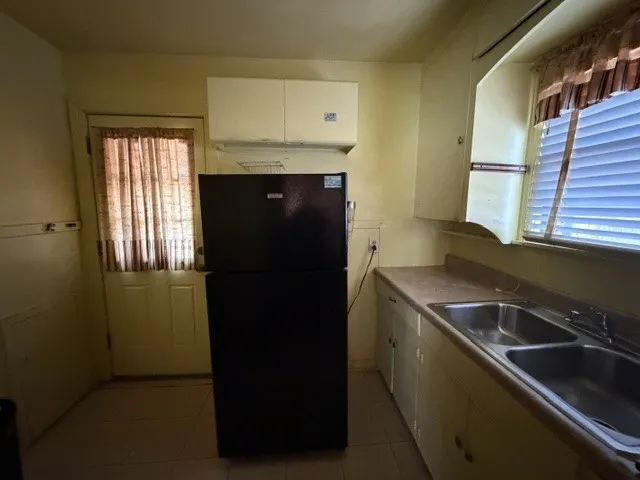 Single Family Residence For Sale in Dallas County , 319 Avenue J, Dallas, Texas 75203, 2 Bedroom, 1 Bathroom, 1 Garage spaces, 784 Sqft, built in 1940, mls#21298308, Real Estate Agent in Dallas, Homes For Sale in Dallas county, Homes For Sale in Dallas, Realtor in Dallas Texas, Real Estate Brokerage Independent Realty Texas, Luminita Cordes Realtor