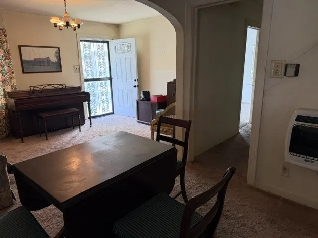 Single Family Residence For Sale in Dallas County , 319 Avenue J, Dallas, Texas 75203, 2 Bedroom, 1 Bathroom, 1 Garage spaces, 784 Sqft, built in 1940, mls#21298308, Real Estate Agent in Dallas, Homes For Sale in Dallas county, Homes For Sale in Dallas, Realtor in Dallas Texas, Real Estate Brokerage Independent Realty Texas, Luminita Cordes Realtor