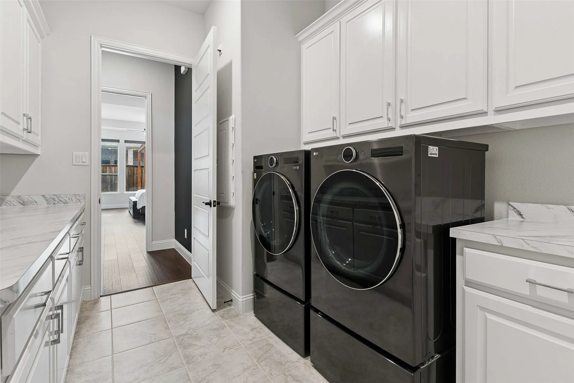 Single Family Residence For Sale in Collin County , 1843 Hollyhock Drive, Celina, Texas 75009, 4 Bedroom, 5 Bathroom, 3 Garage spaces, 3,495 Sqft, built in 2023, mls#21297432, Real Estate Agent in Celina, Homes For Sale in Collin county, Homes For Sale in Celina, Realtor in Celina Texas, Real Estate Brokerage Independent Realty Texas, Luminita Cordes Realtor