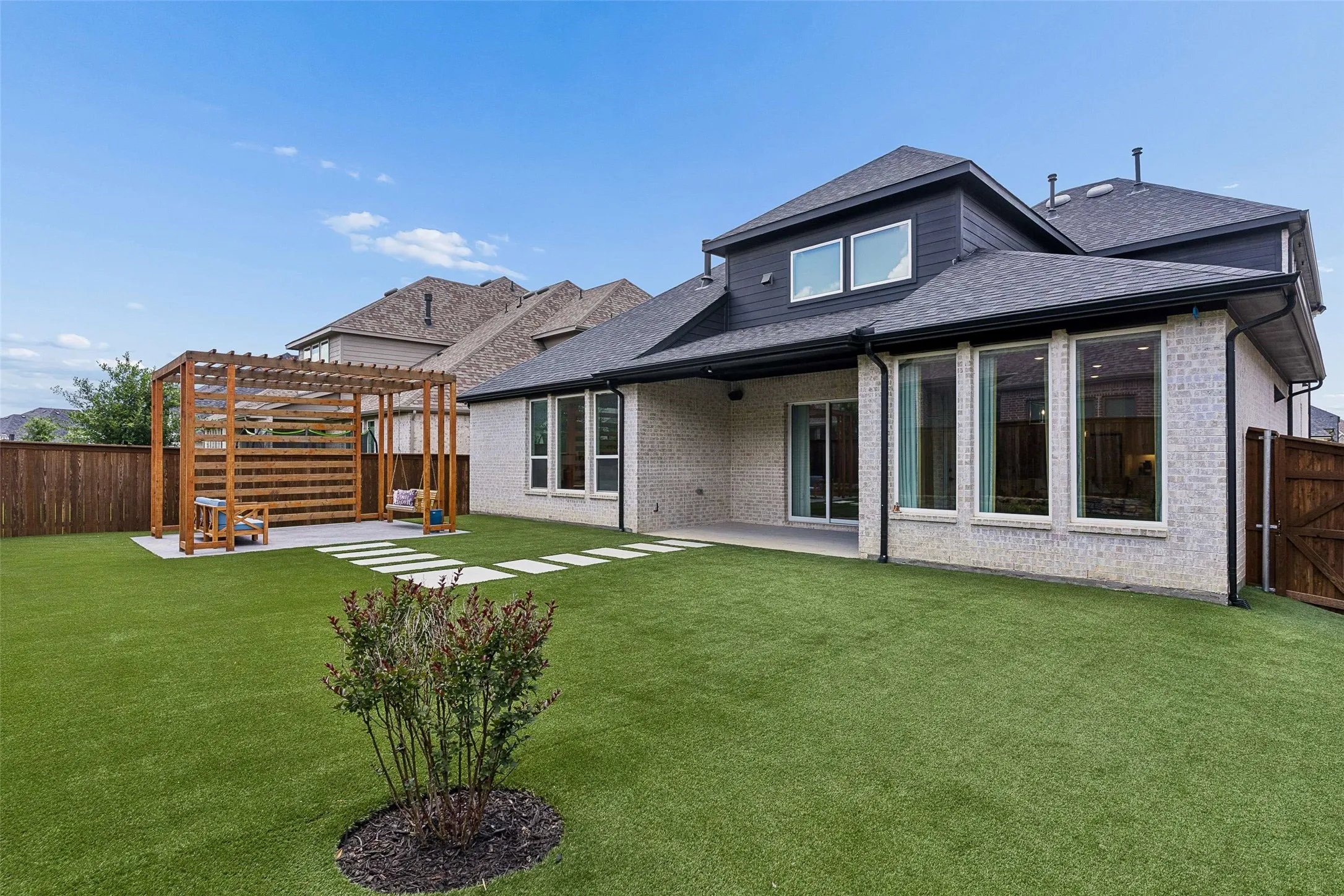 Single Family Residence For Sale in Collin County , 1843 Hollyhock Drive, Celina, Texas 75009, 4 Bedroom, 5 Bathroom, 3 Garage spaces, 3,495 Sqft, built in 2023, mls#21297432, Real Estate Agent in Celina, Homes For Sale in Collin county, Homes For Sale in Celina, Realtor in Celina Texas, Real Estate Brokerage Independent Realty Texas, Luminita Cordes Realtor