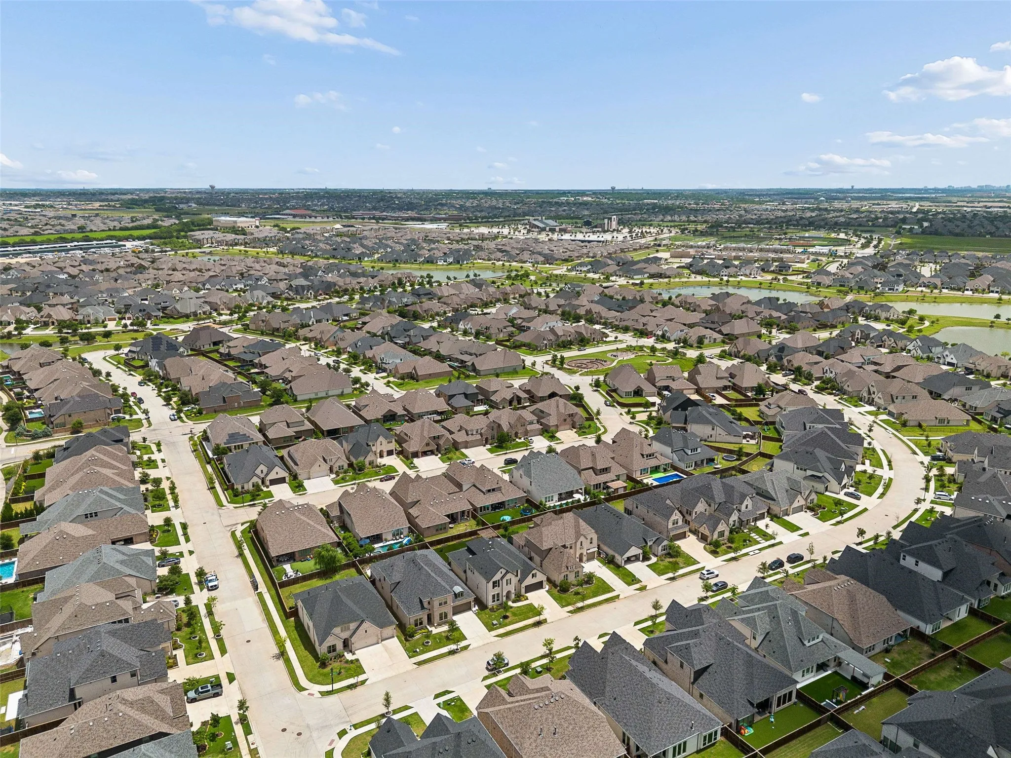 Single Family Residence For Sale in Collin County , 1843 Hollyhock Drive, Celina, Texas 75009, 4 Bedroom, 5 Bathroom, 3 Garage spaces, 3,495 Sqft, built in 2023, mls#21297432, Real Estate Agent in Celina, Homes For Sale in Collin county, Homes For Sale in Celina, Realtor in Celina Texas, Real Estate Brokerage Independent Realty Texas, Luminita Cordes Realtor